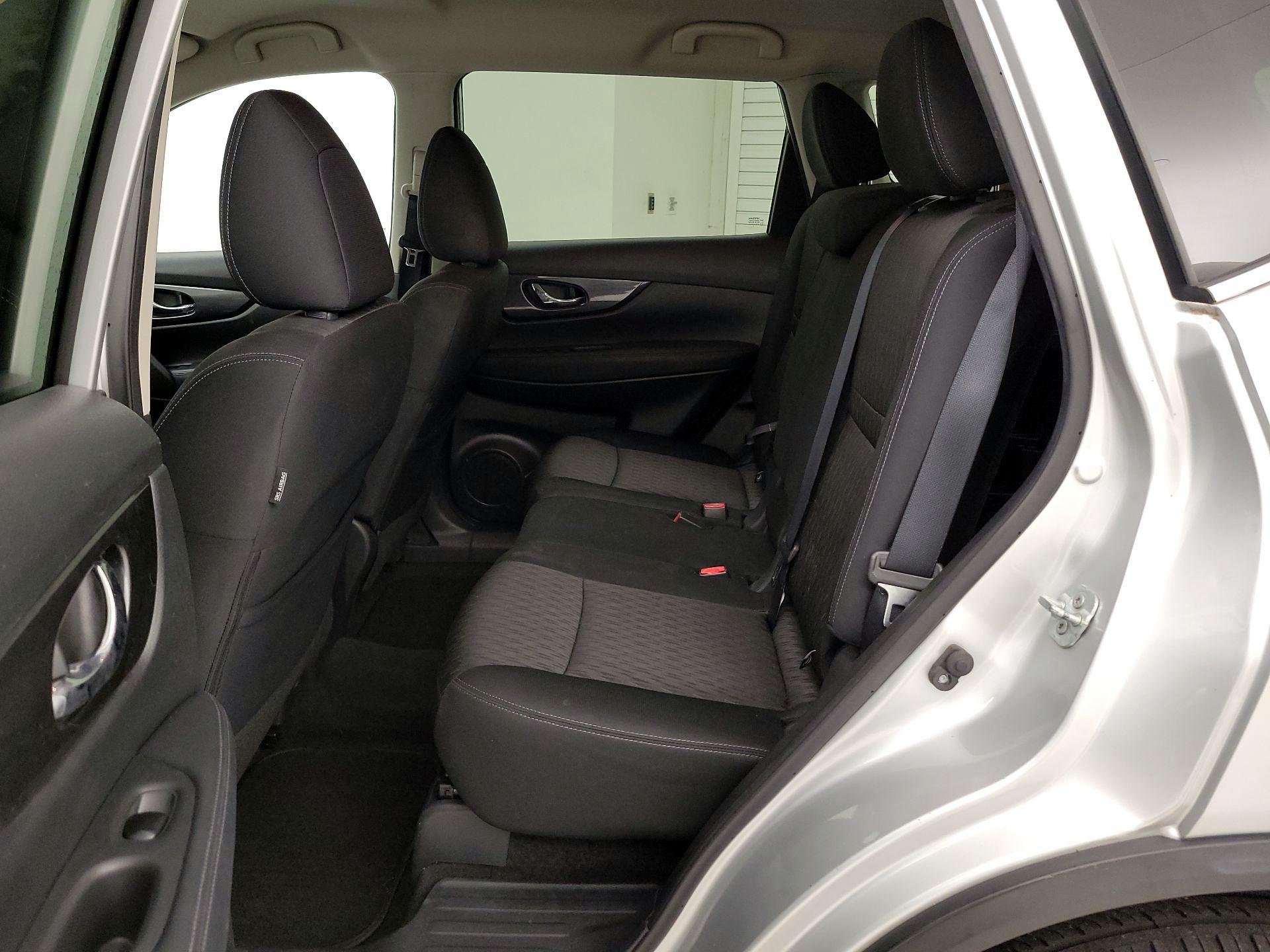 Thumbnail: 2018 Nissan Rogue - 20