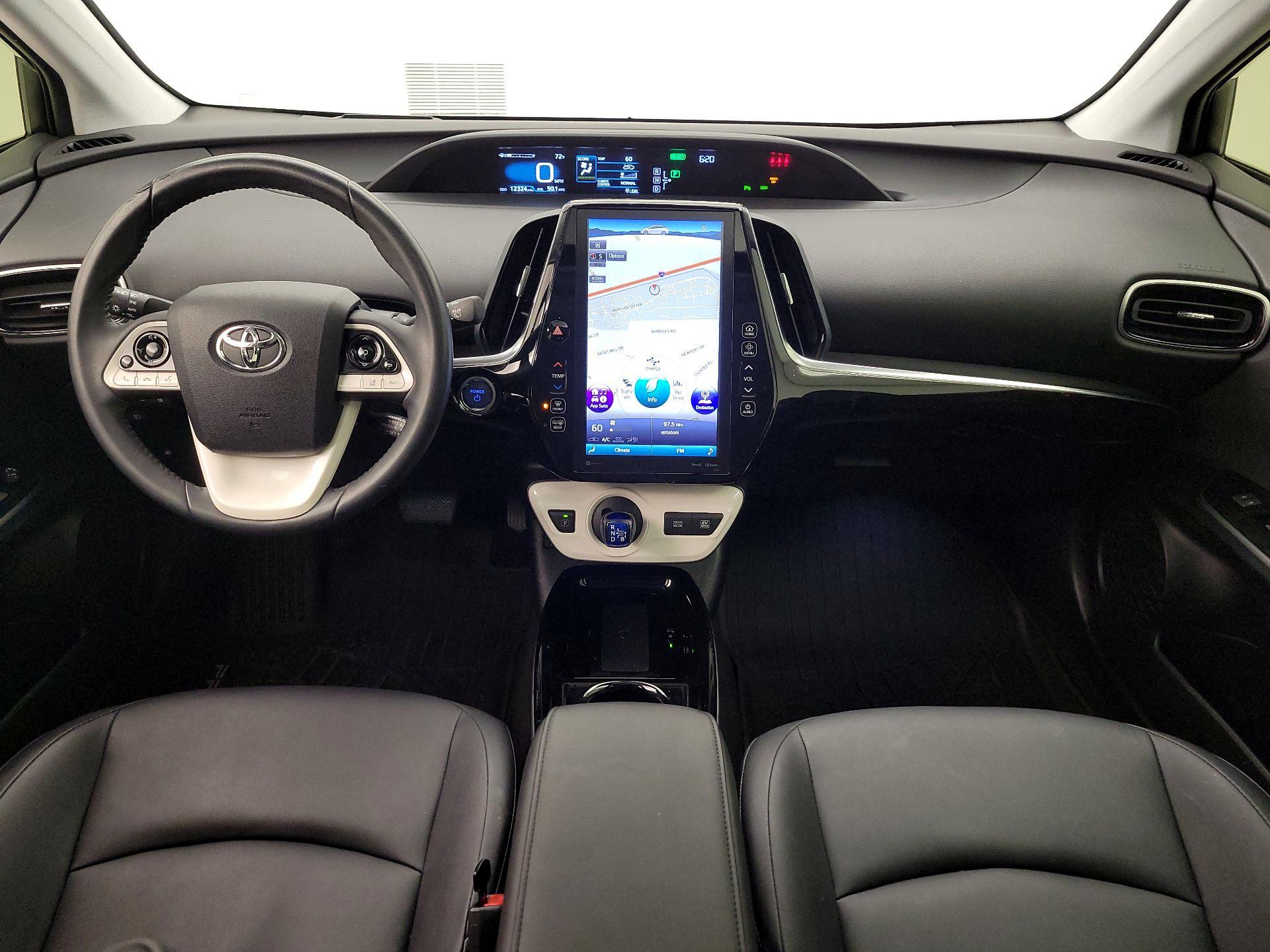 Thumbnail: 2018 Toyota Prius - 9