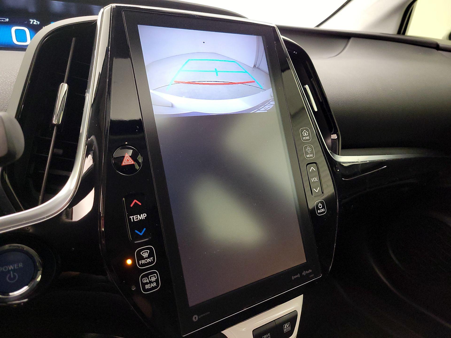 Thumbnail: 2018 Toyota Prius - 15