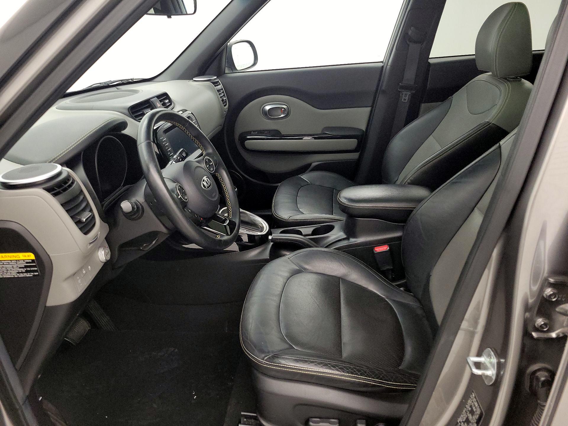 Thumbnail: 2015 Kia Soul - 11