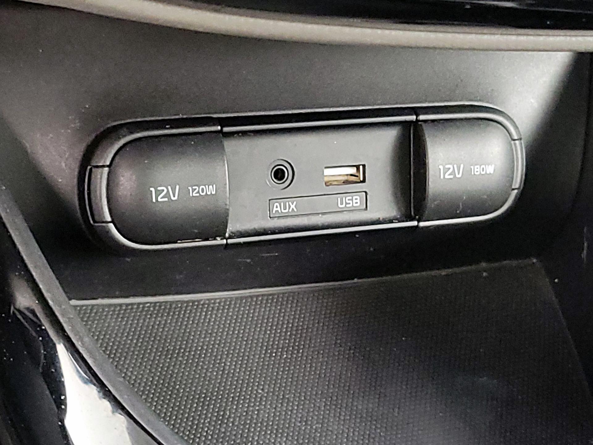 Thumbnail: 2015 Kia Soul - 19