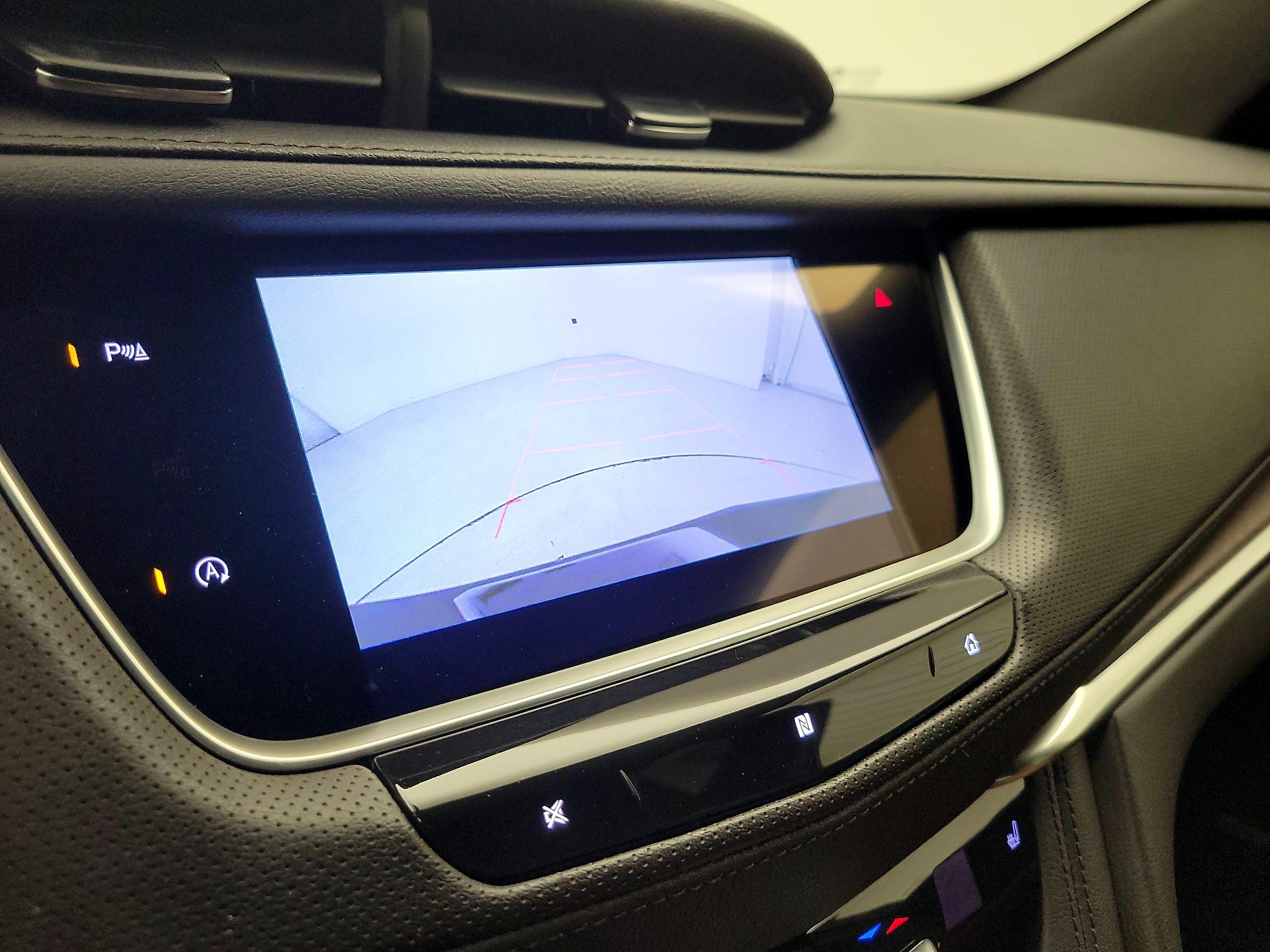 Thumbnail: 2020 Cadillac XT5 - 14