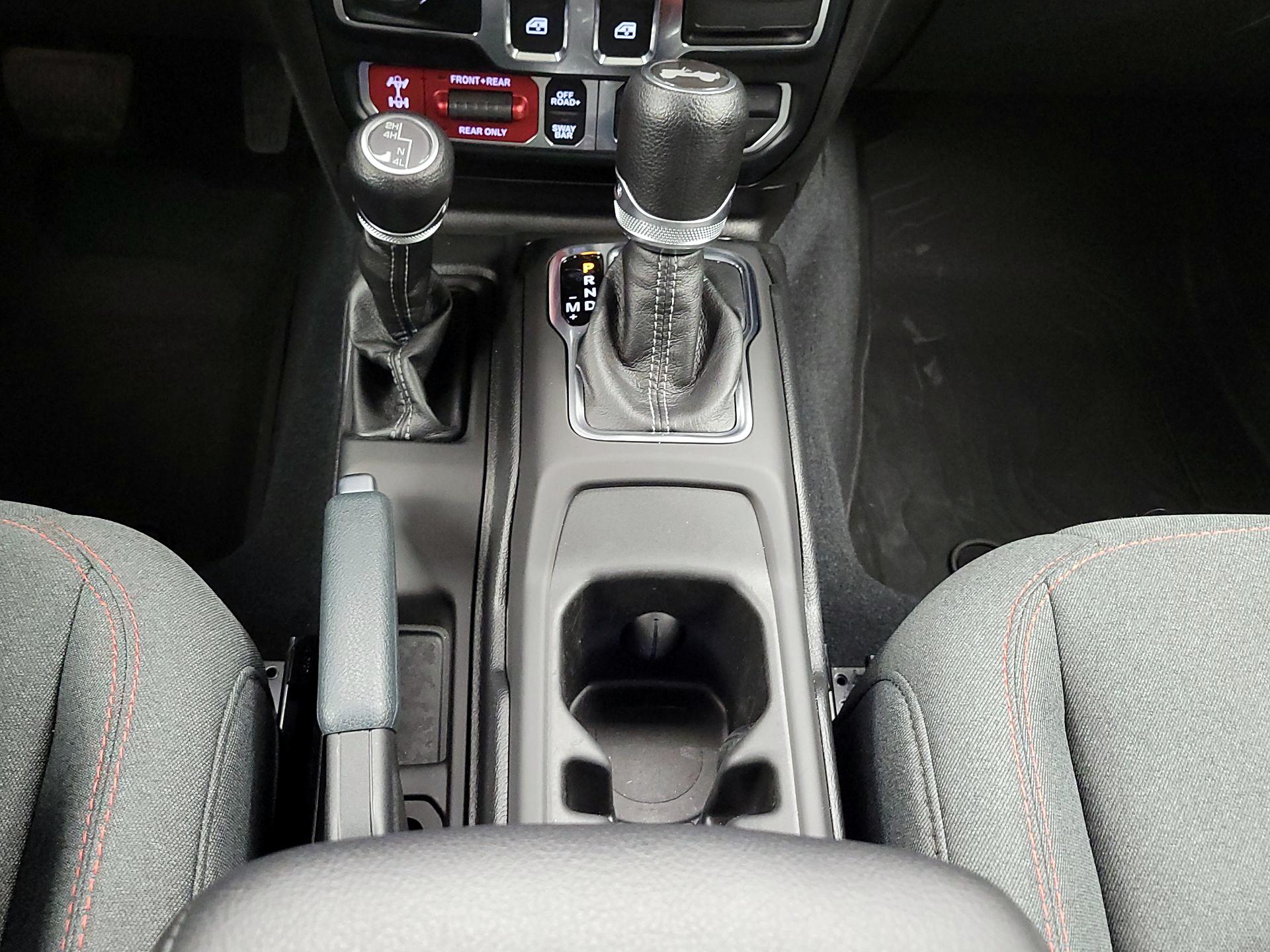 Thumbnail: 2024 Jeep Wrangler - 17