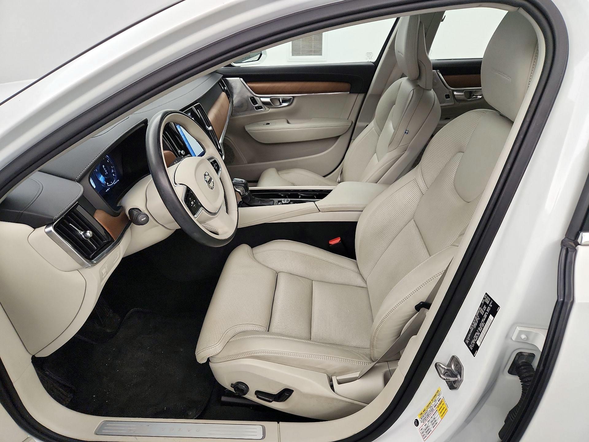 Thumbnail: 2017 Volvo S90 - 11