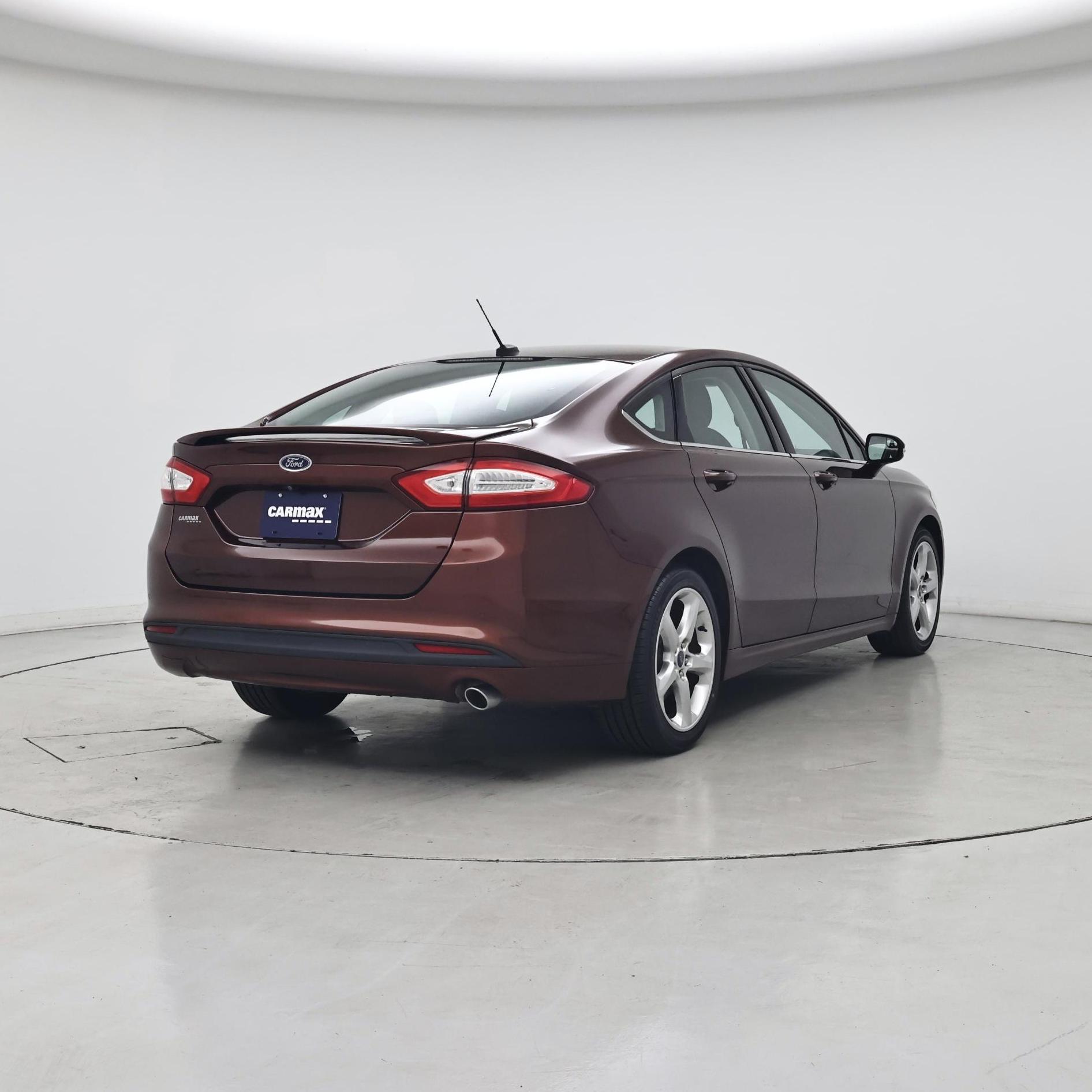 Thumbnail: 2016 Ford Fusion - 8