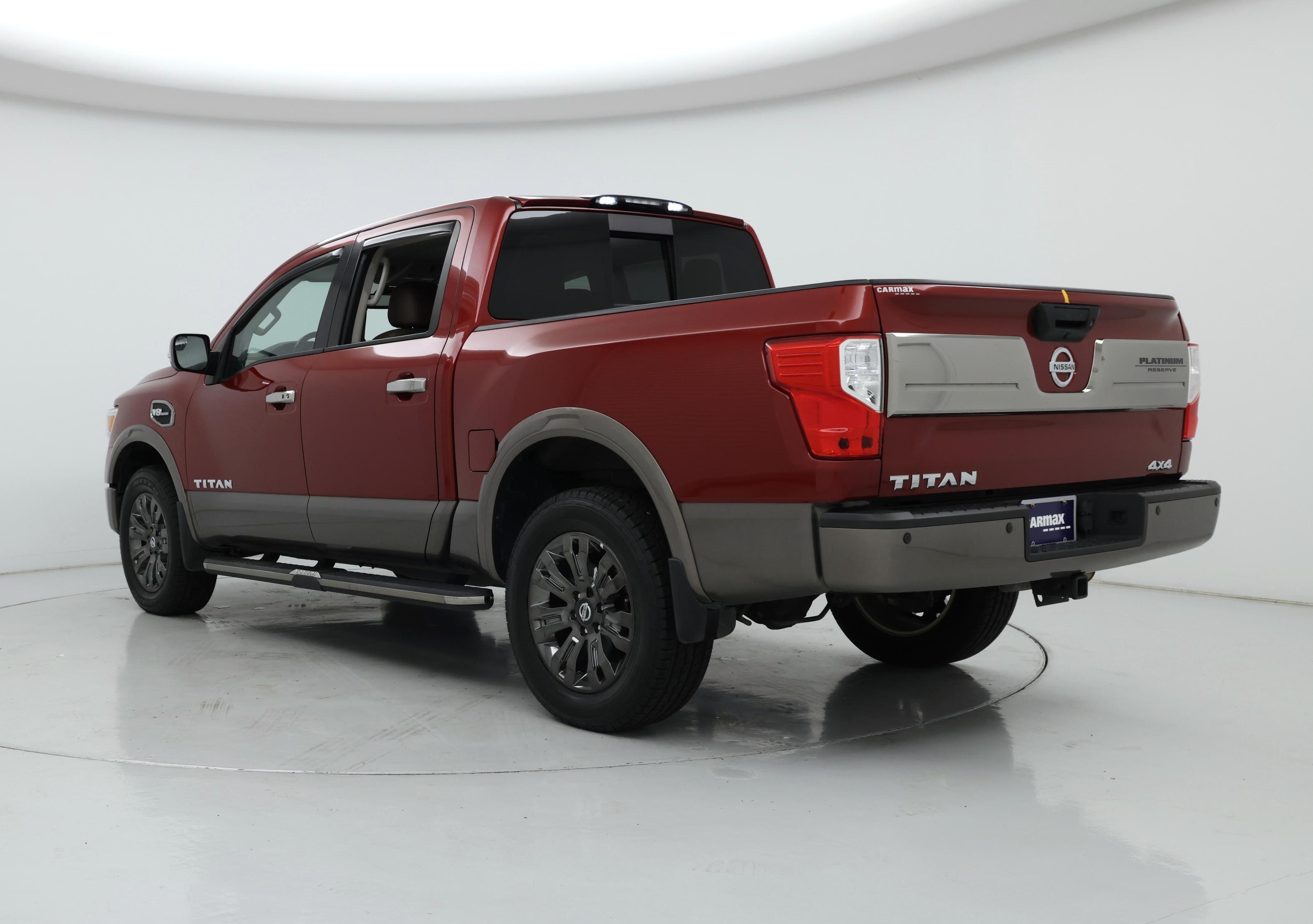 Thumbnail: 2017 Nissan Titan - 2