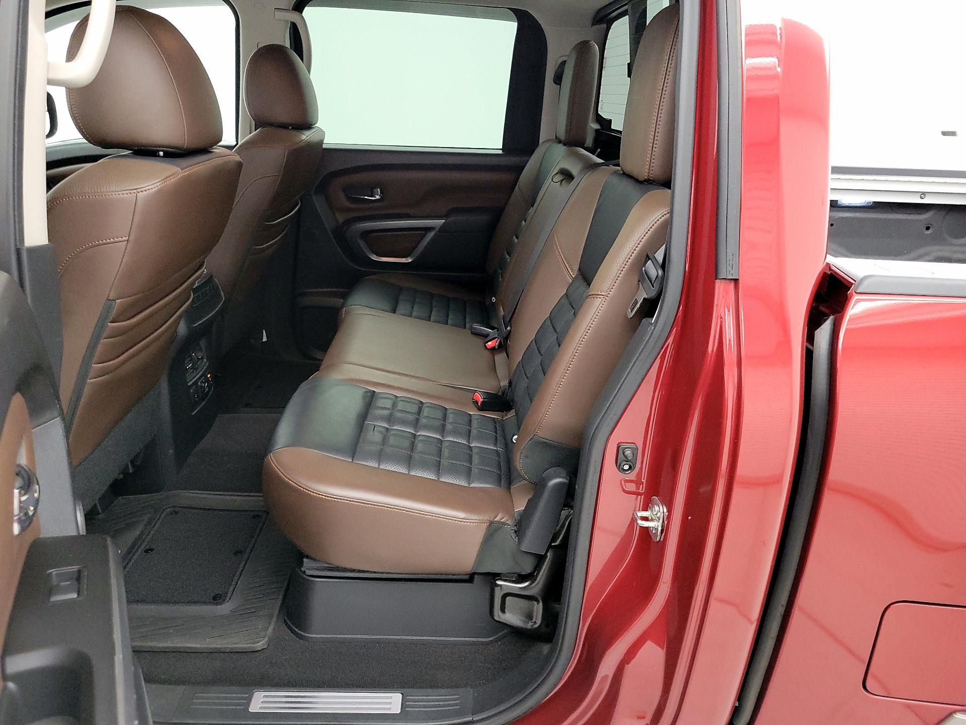 Thumbnail: 2017 Nissan Titan - 20