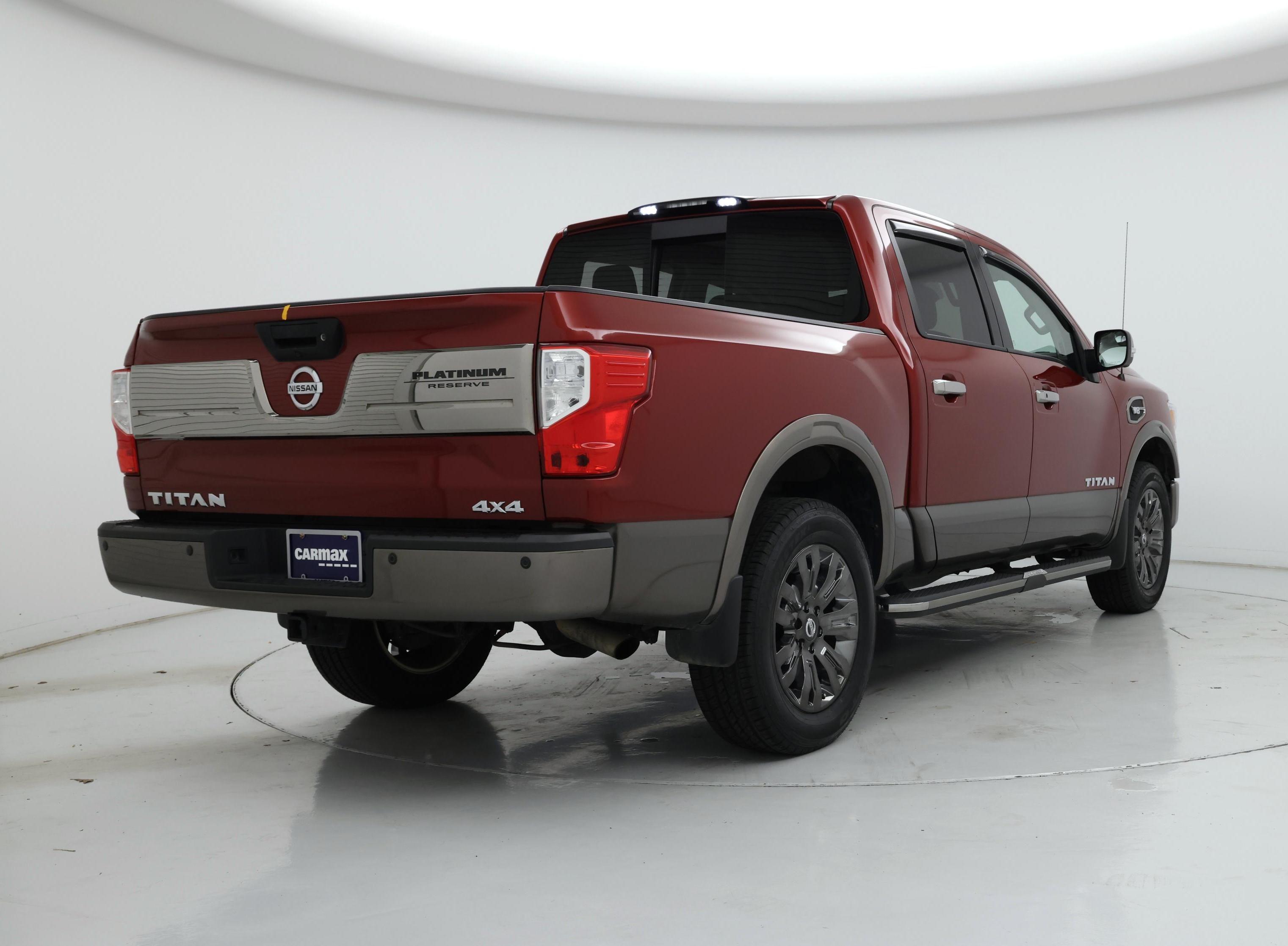 Thumbnail: 2017 Nissan Titan - 8