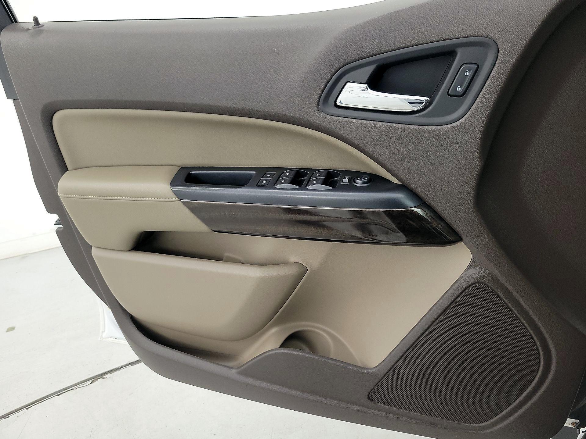 Thumbnail: 2016 GMC Canyon - 12