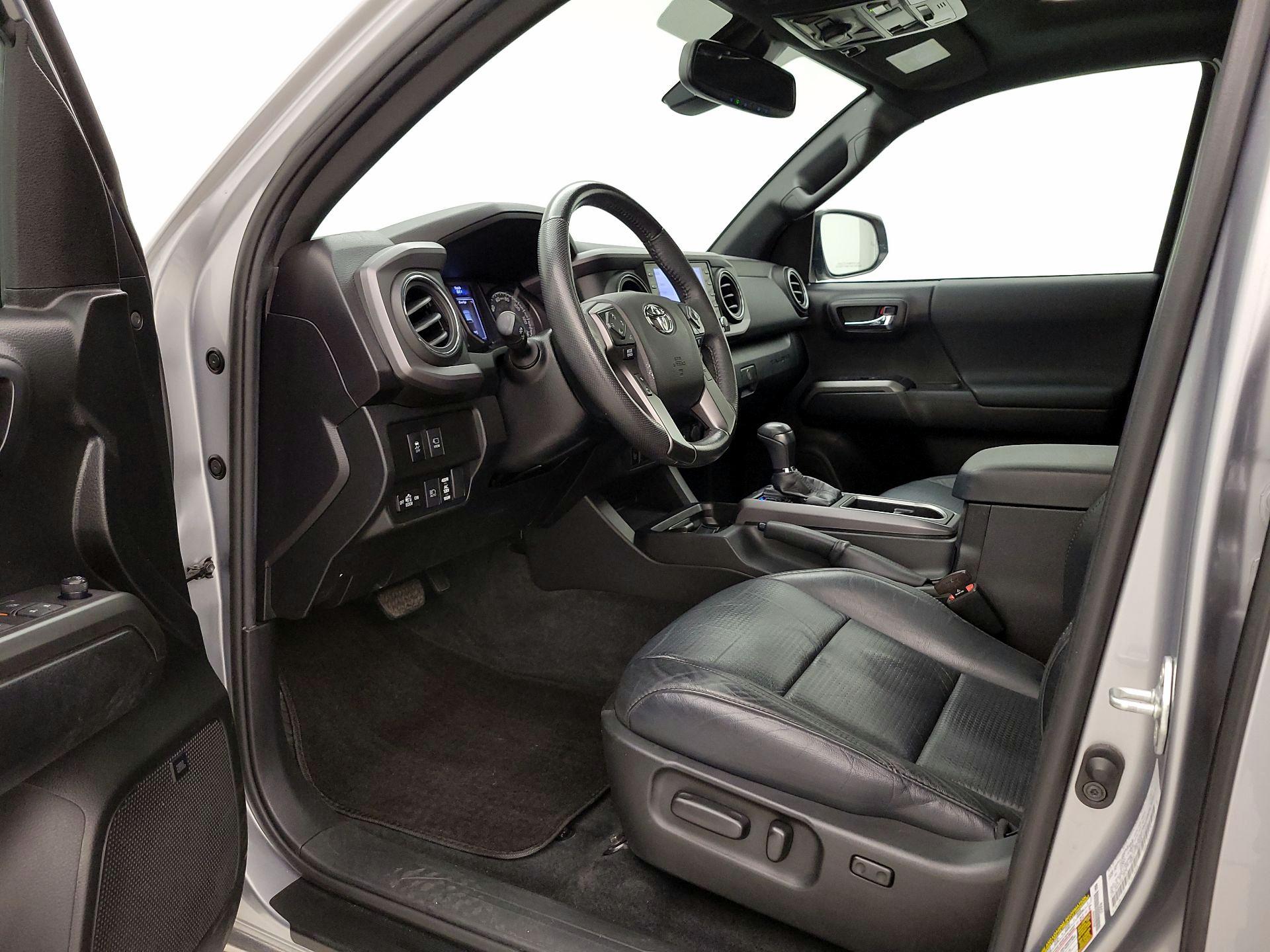 Thumbnail: 2021 Toyota Tacoma - 11