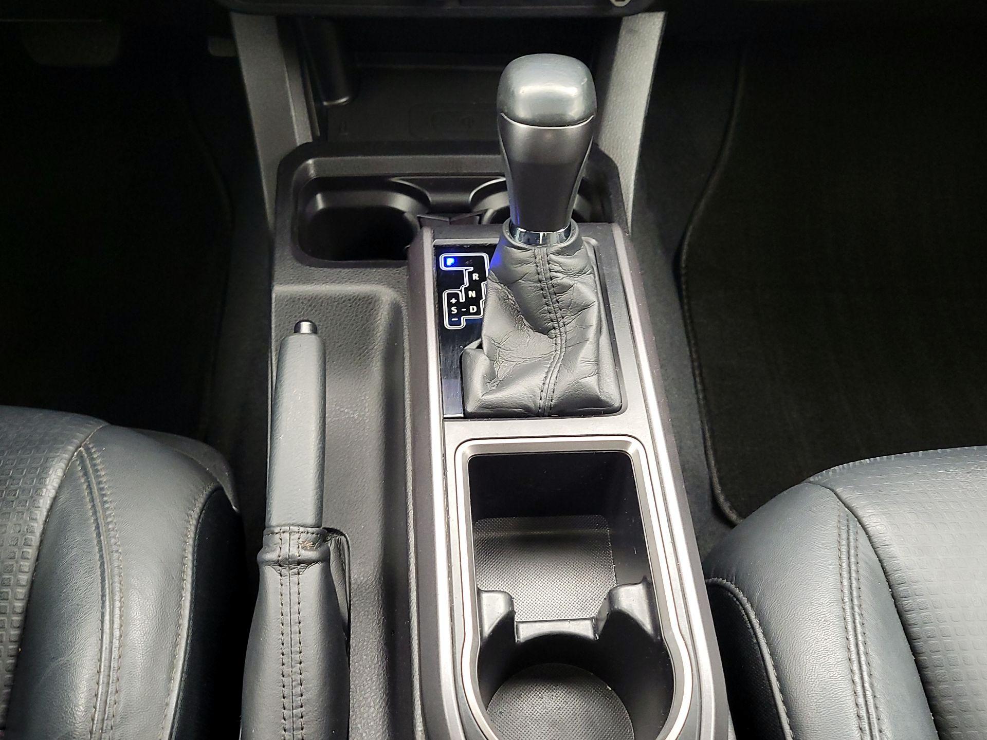 Thumbnail: 2021 Toyota Tacoma - 18