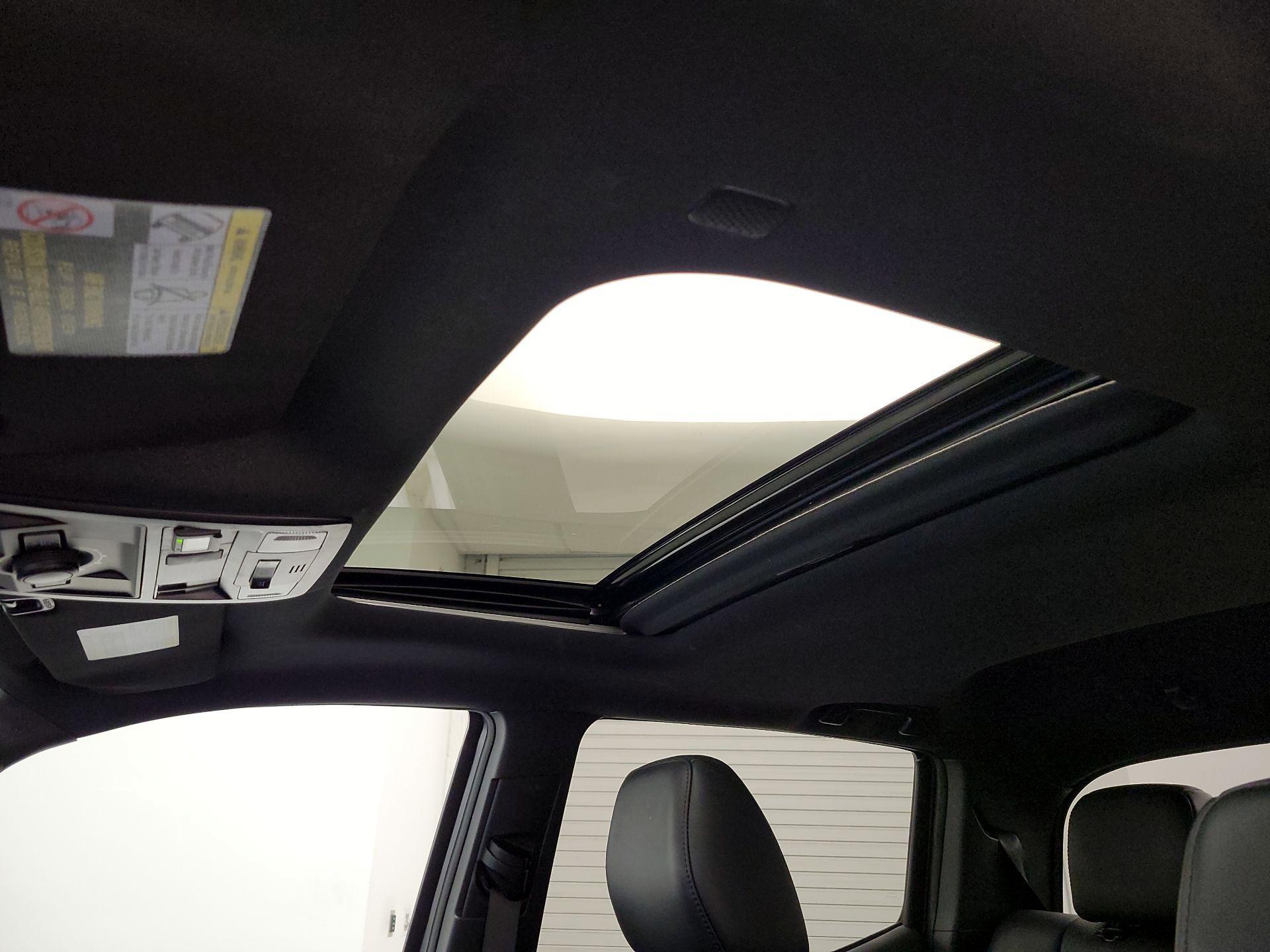 Thumbnail: 2021 Toyota Tacoma - 20