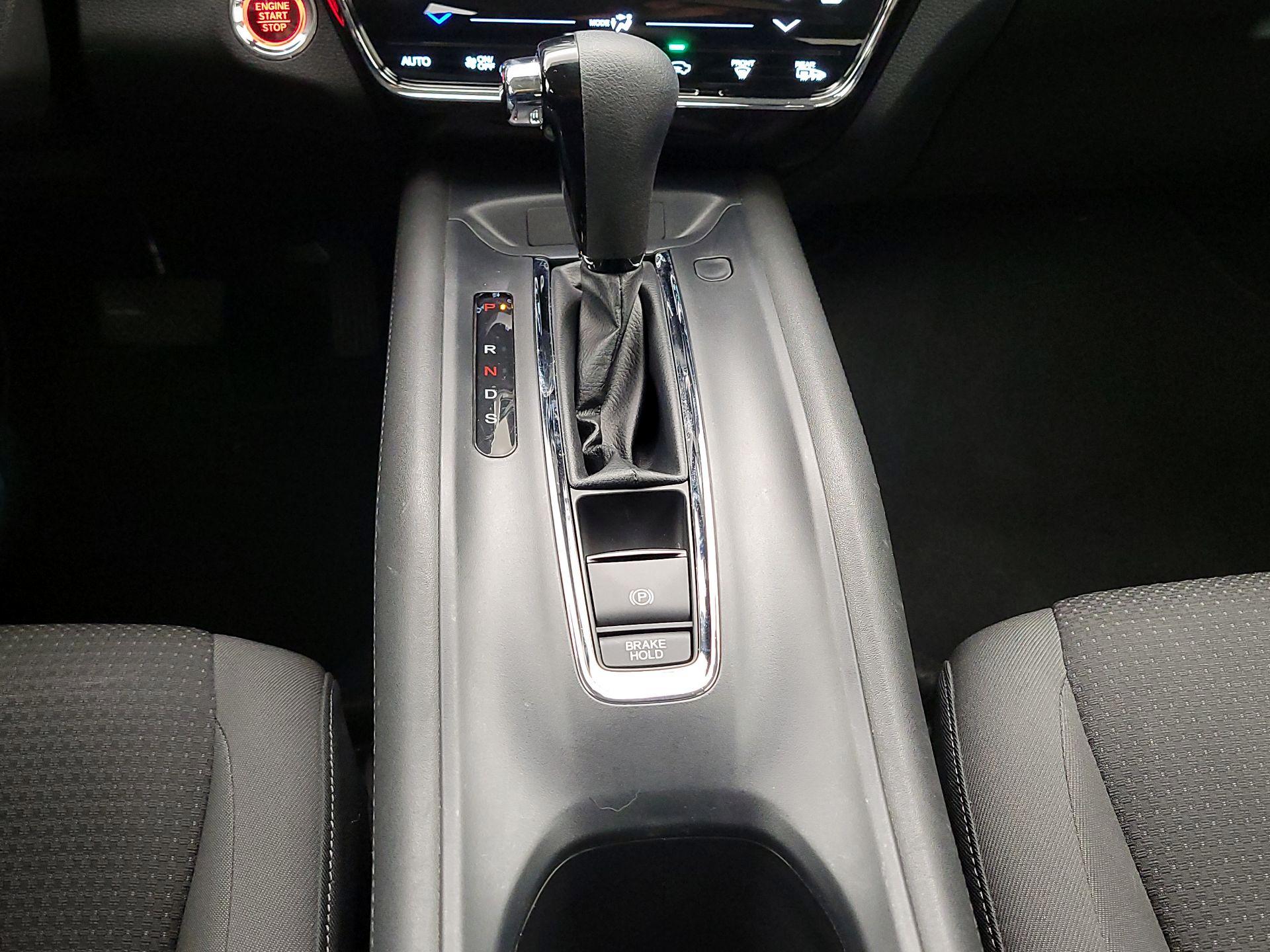 Thumbnail: 2022 Honda HR-V - 17