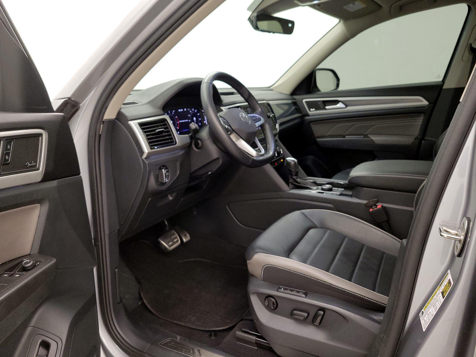 Thumbnail: 2023 Volkswagen Atlas - 11