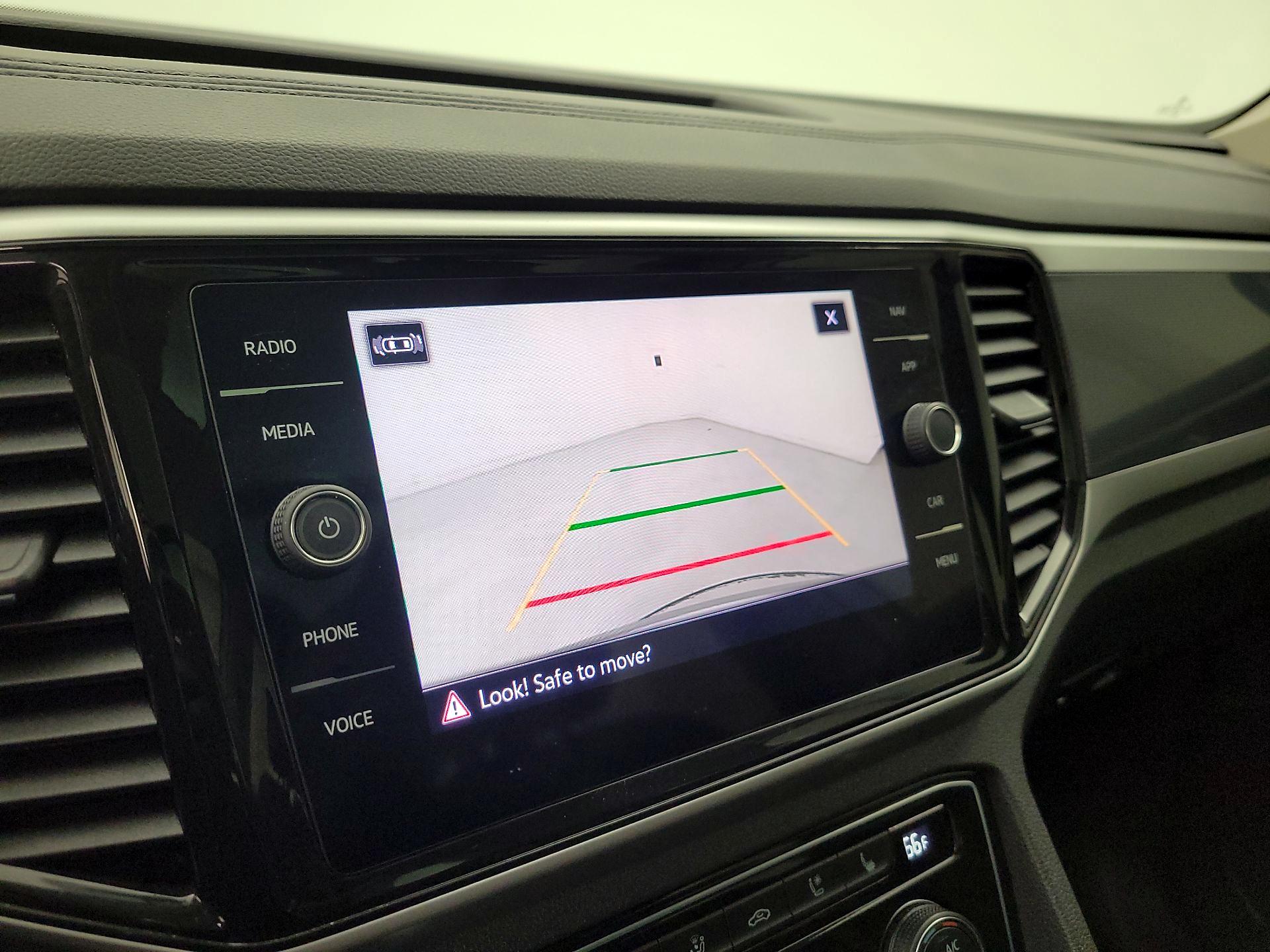 Thumbnail: 2023 Volkswagen Atlas - 15