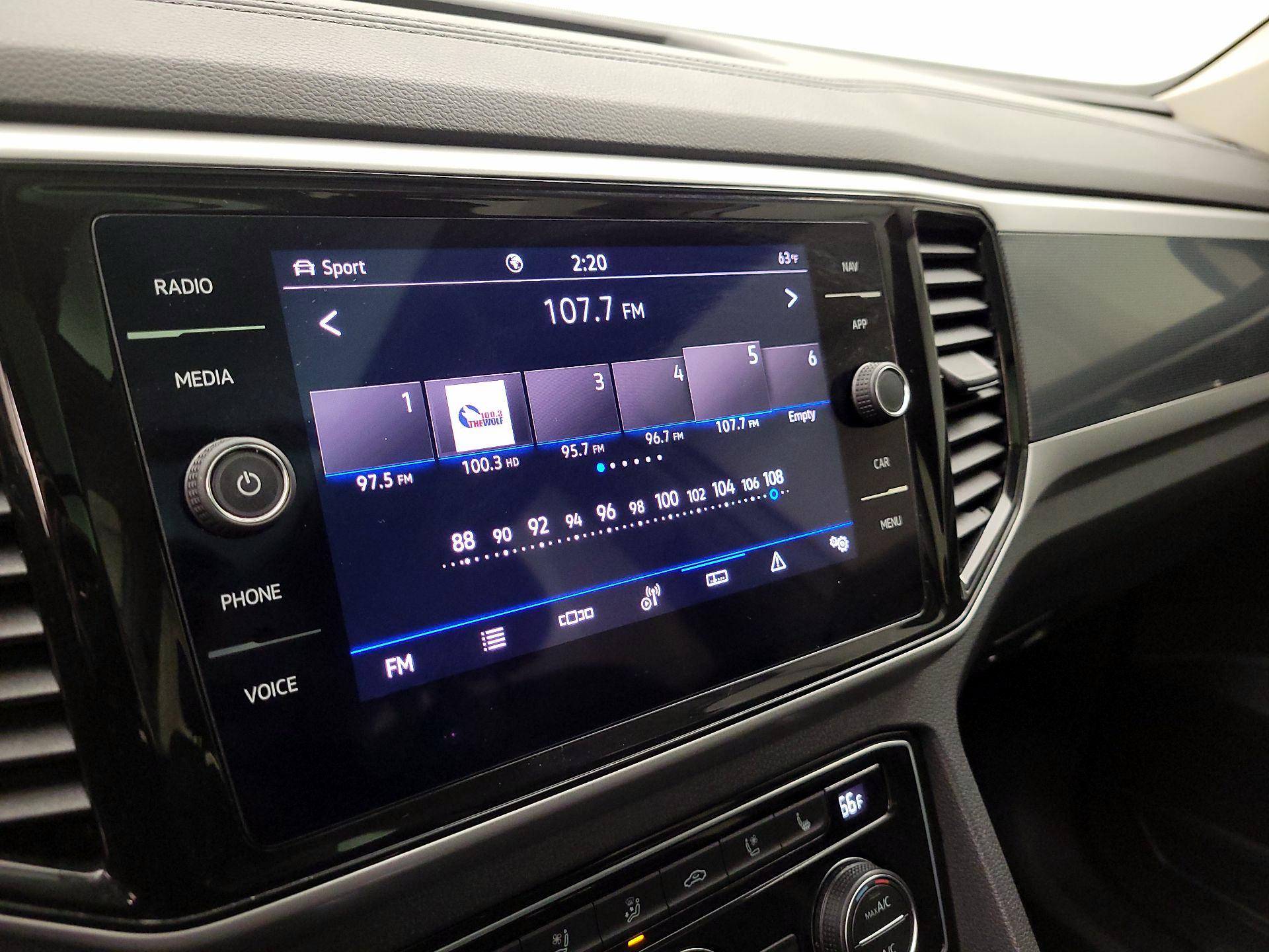 Thumbnail: 2023 Volkswagen Atlas - 16