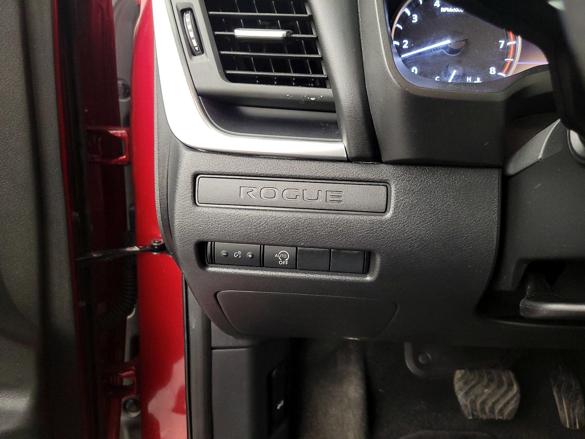 Thumbnail: 2023 Nissan Rogue - 13