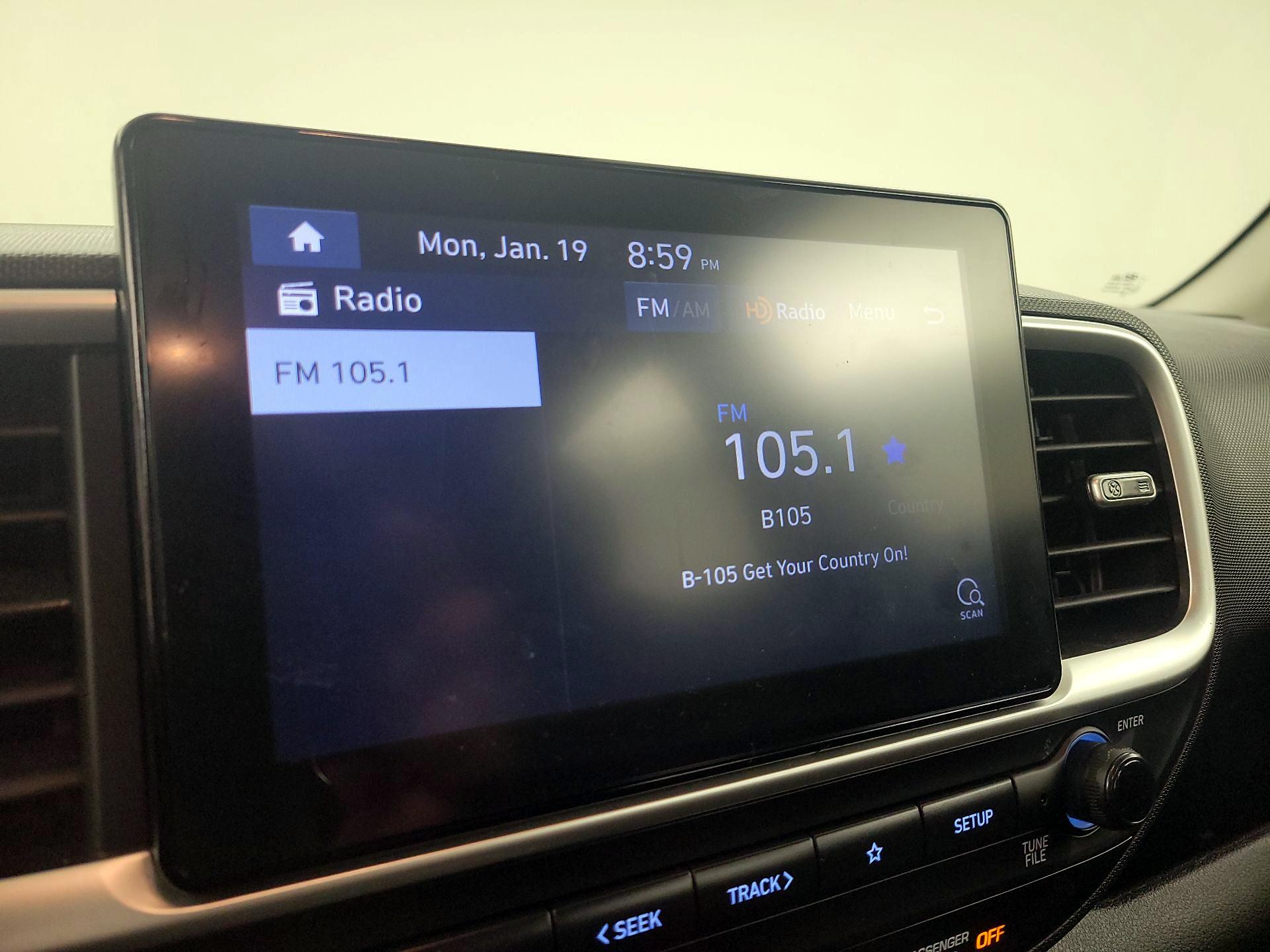 Thumbnail: 2022 Hyundai Venue - 15