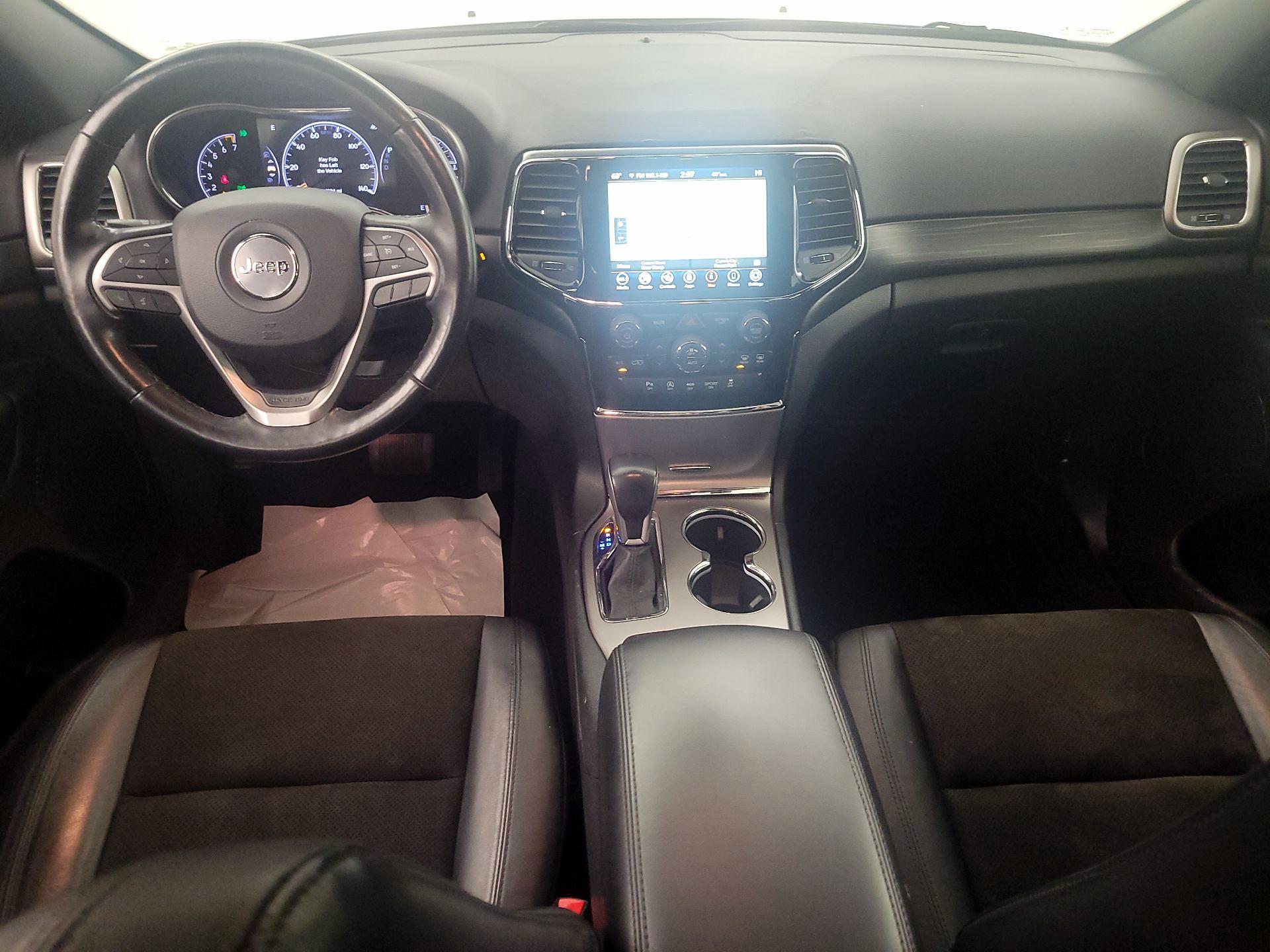 Thumbnail: 2020 Jeep Grand Cherokee - 9