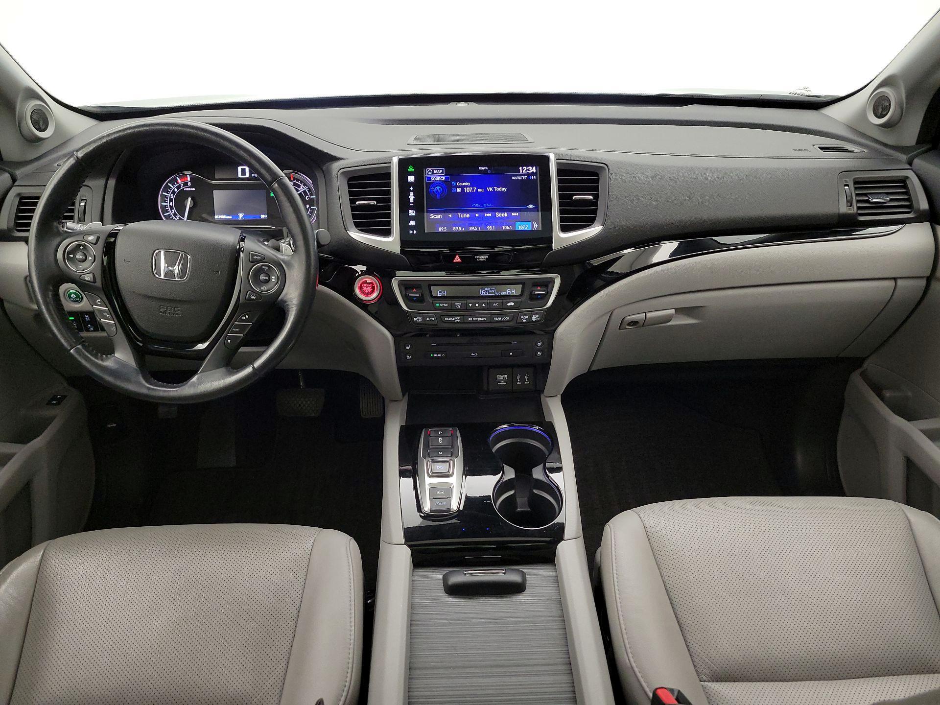 Thumbnail: 2016 Honda Pilot - 9