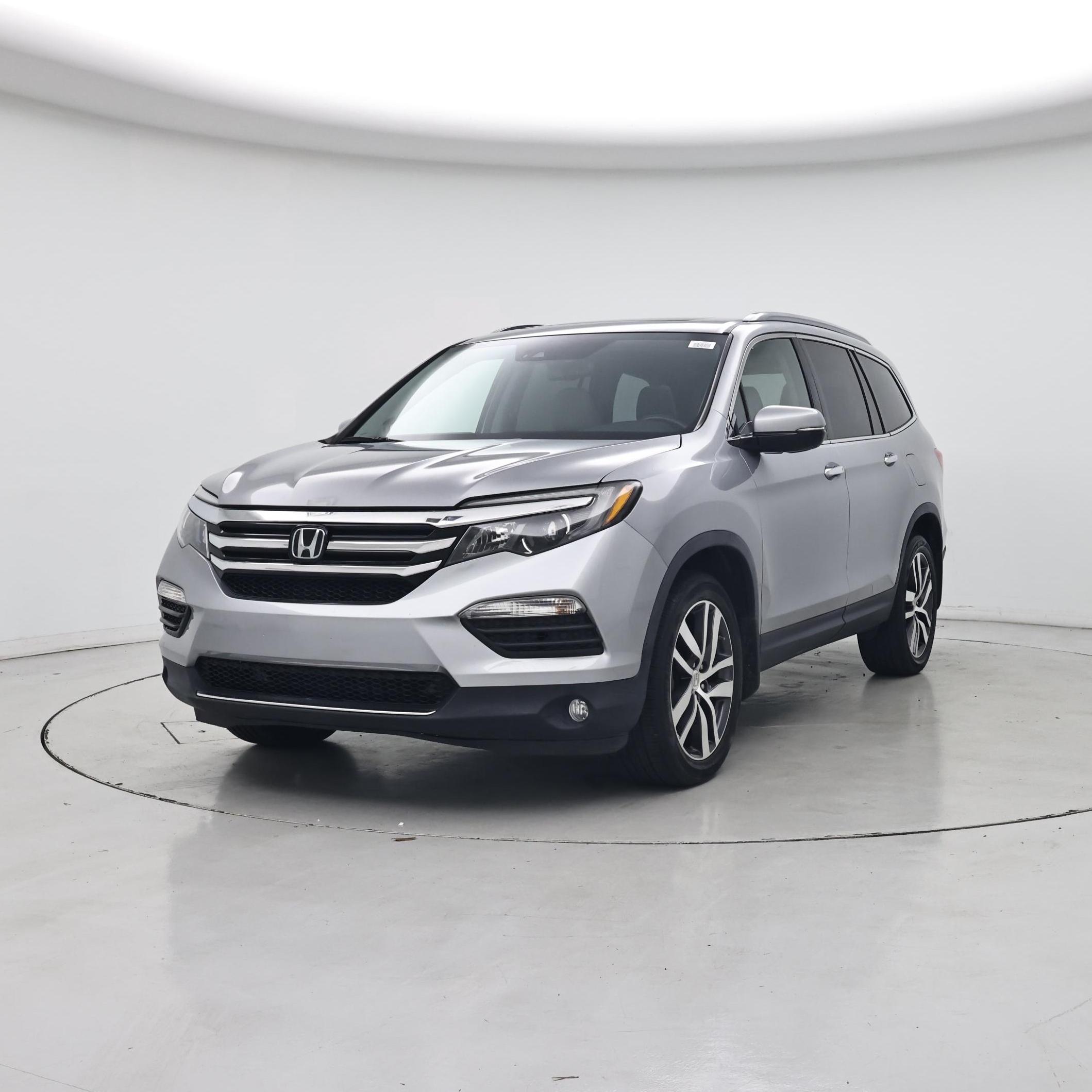 Thumbnail: 2016 Honda Pilot - 4