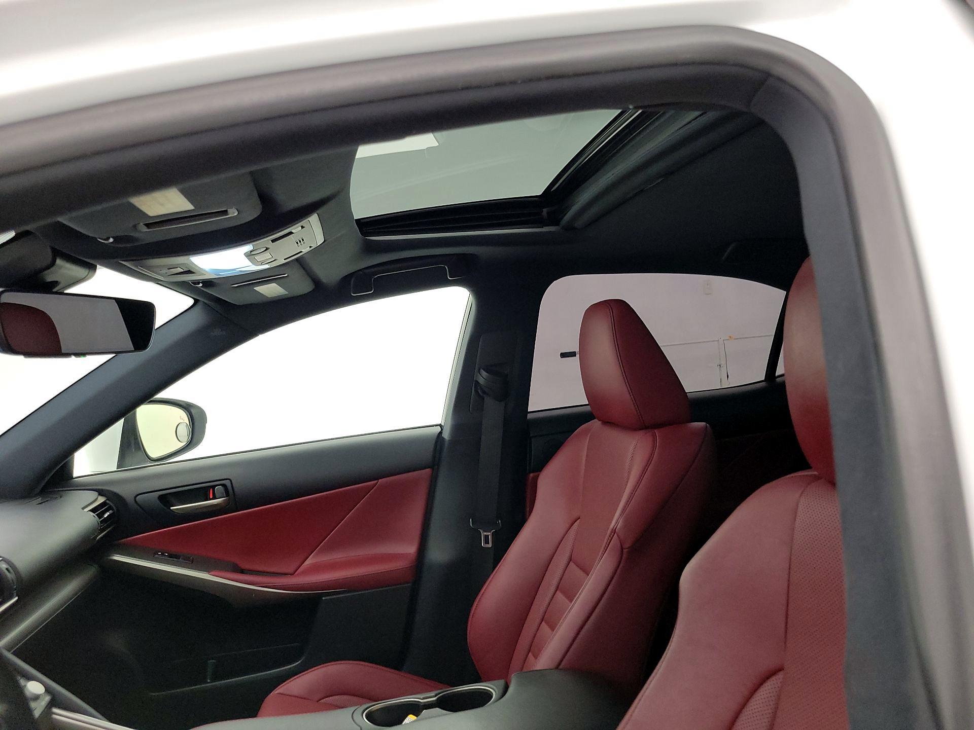 Thumbnail: 2017 Lexus IS - 20