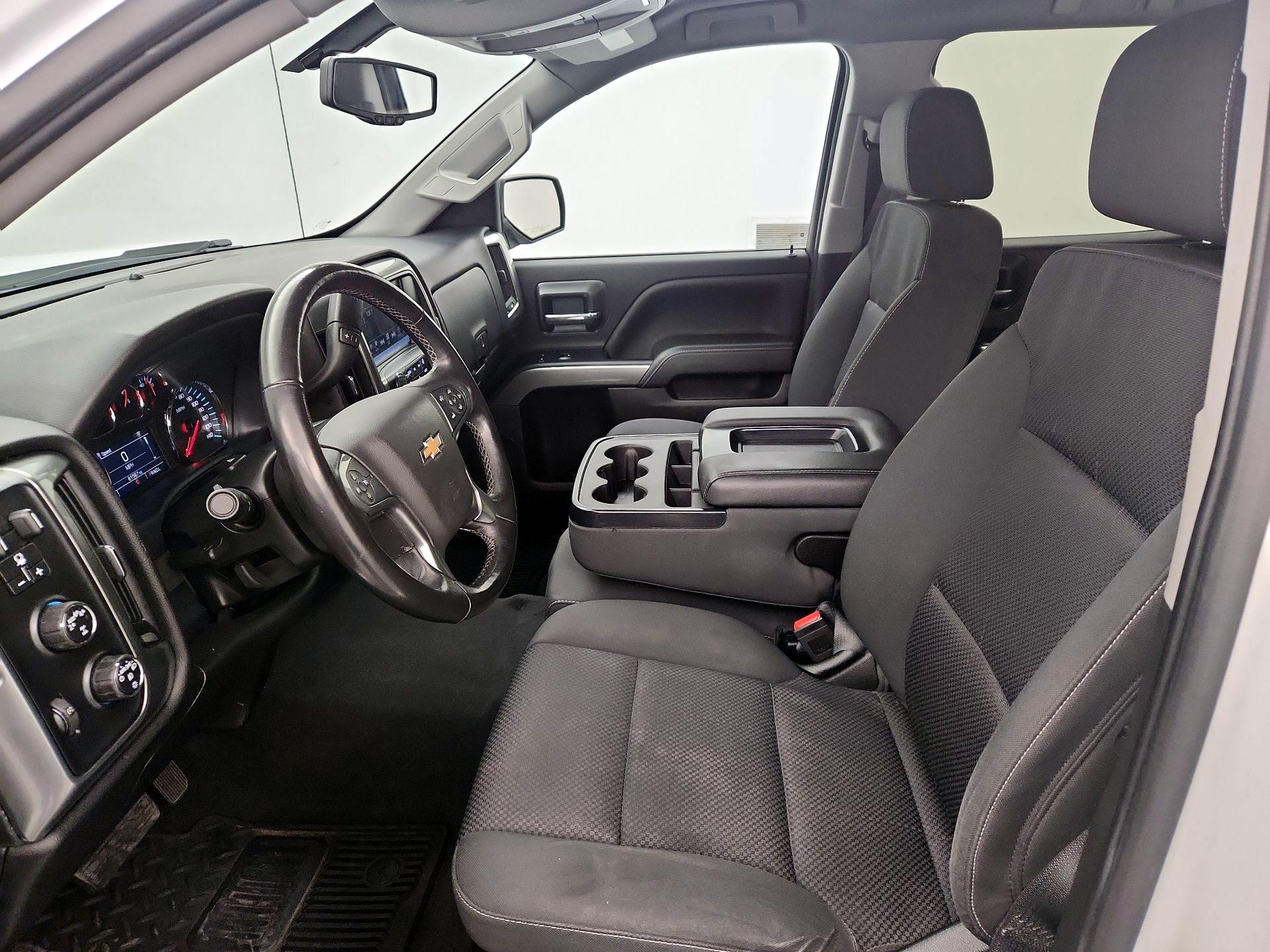 Thumbnail: 2018 Chevrolet Silverado 1500 - 11