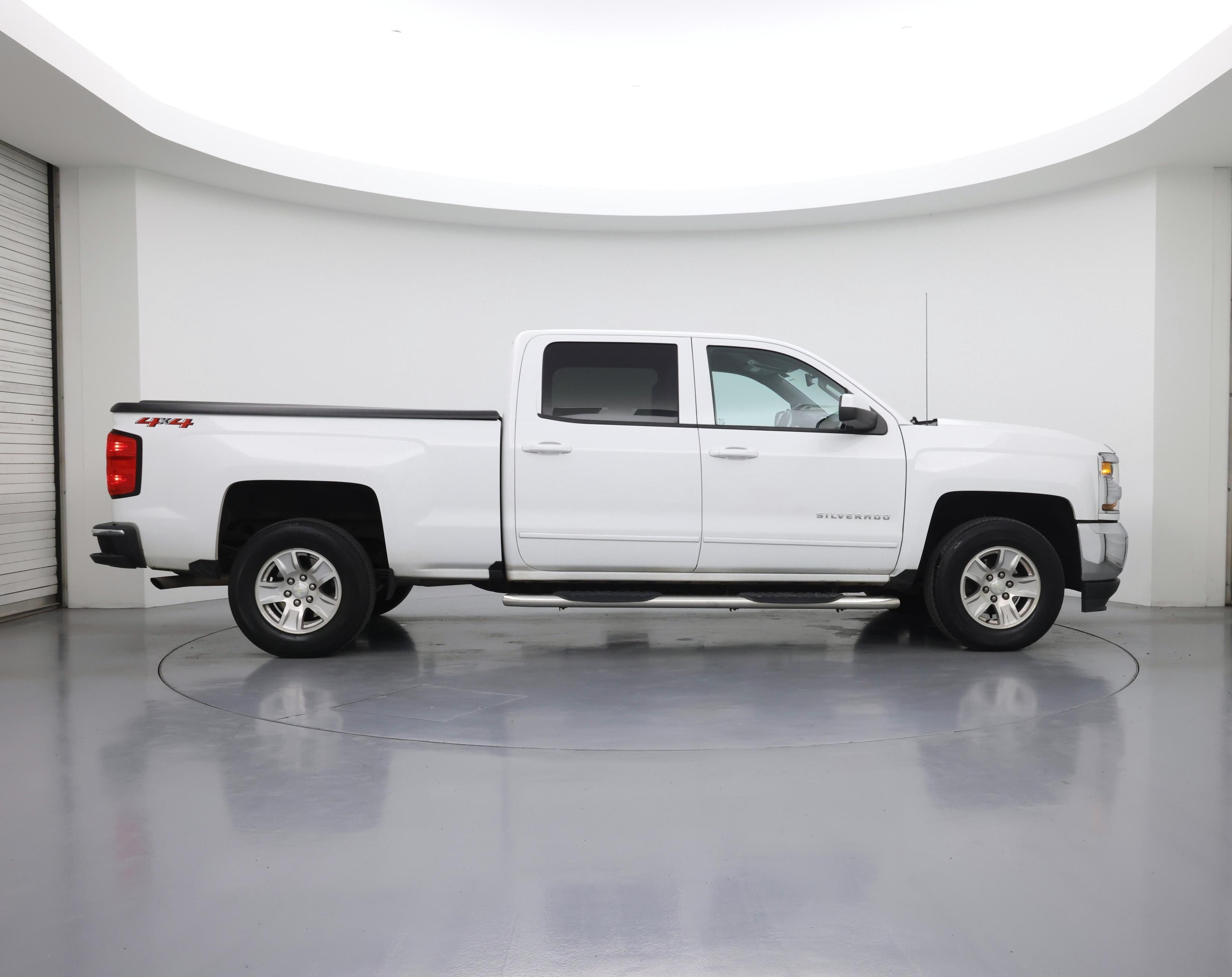Thumbnail: 2018 Chevrolet Silverado 1500 - 7