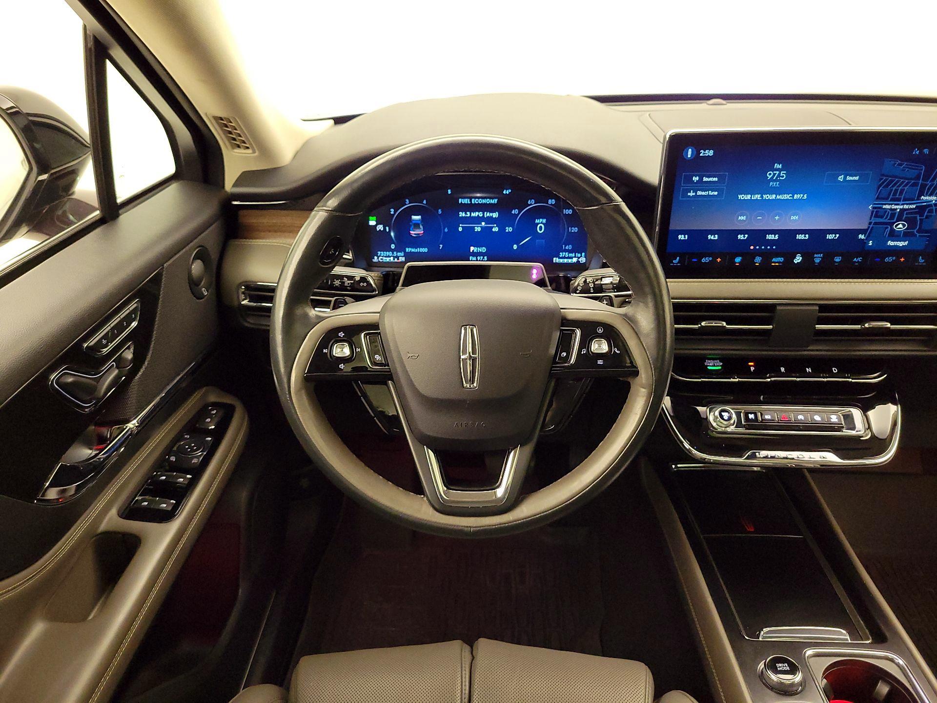 Thumbnail: 2023 Lincoln Corsair - 10