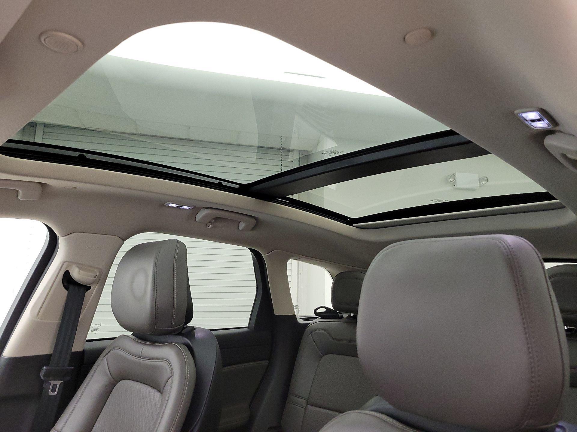 Thumbnail: 2023 Lincoln Corsair - 20