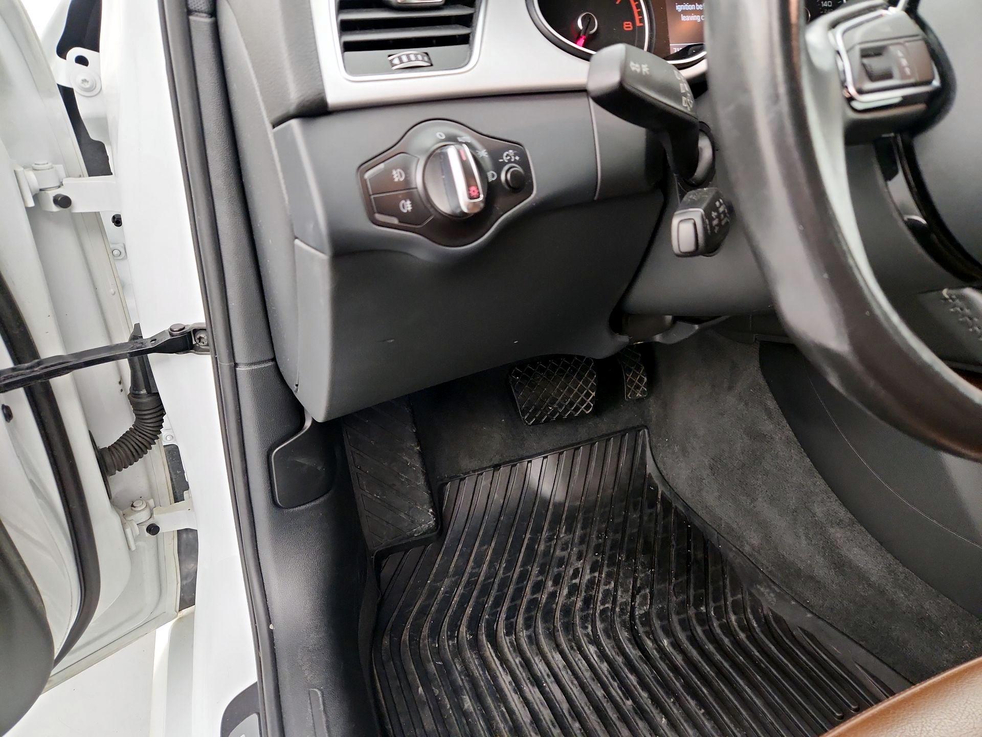 Thumbnail: 2016 Audi A4 - 13