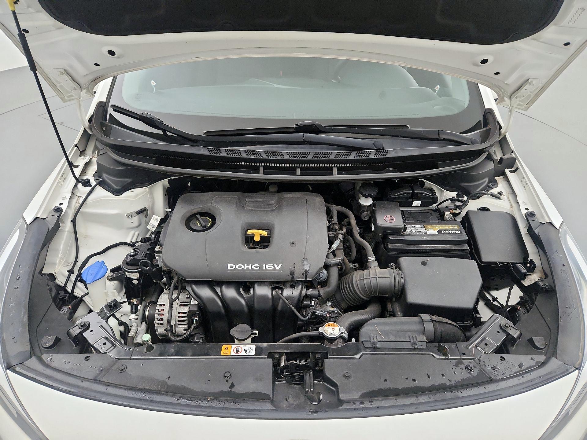 Thumbnail: 2017 Kia Forte - 20