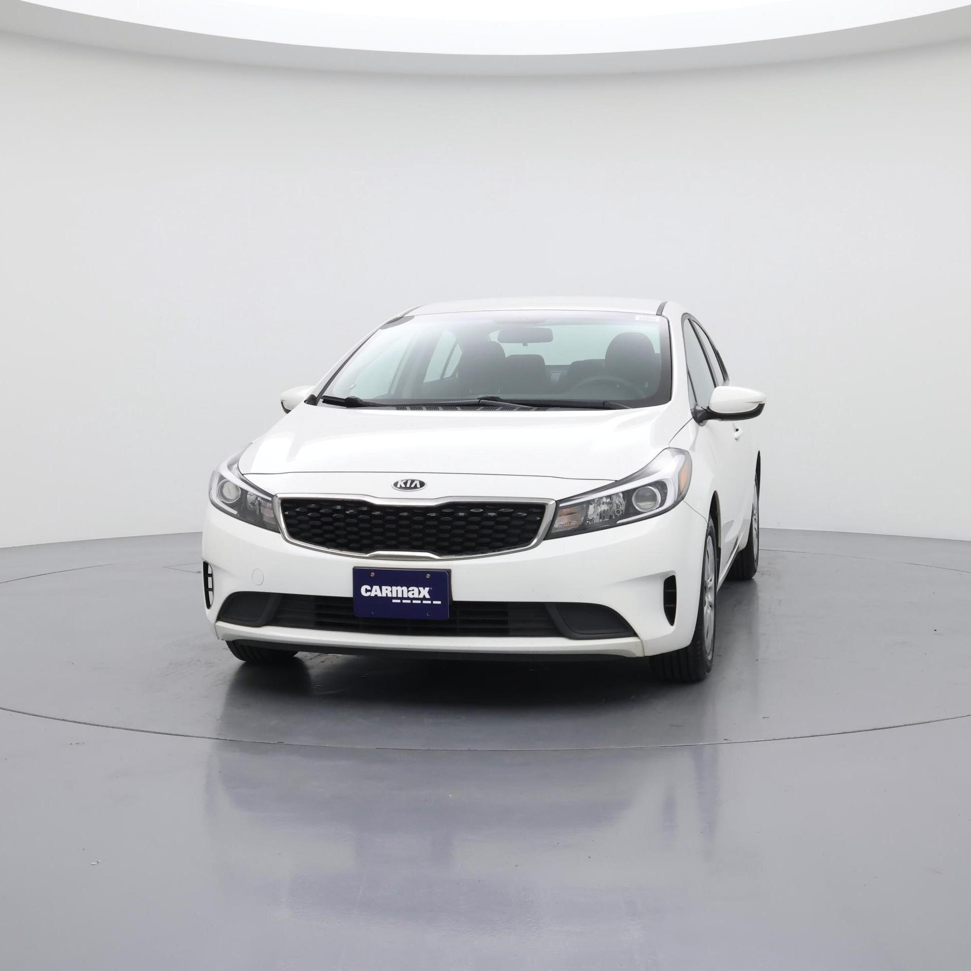 Thumbnail: 2017 Kia Forte - 7