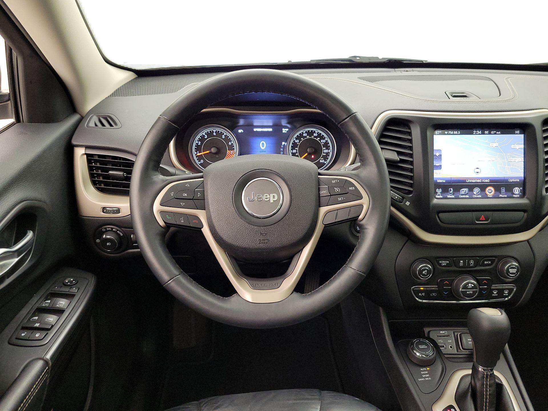 Thumbnail: 2015 Jeep Cherokee - 10