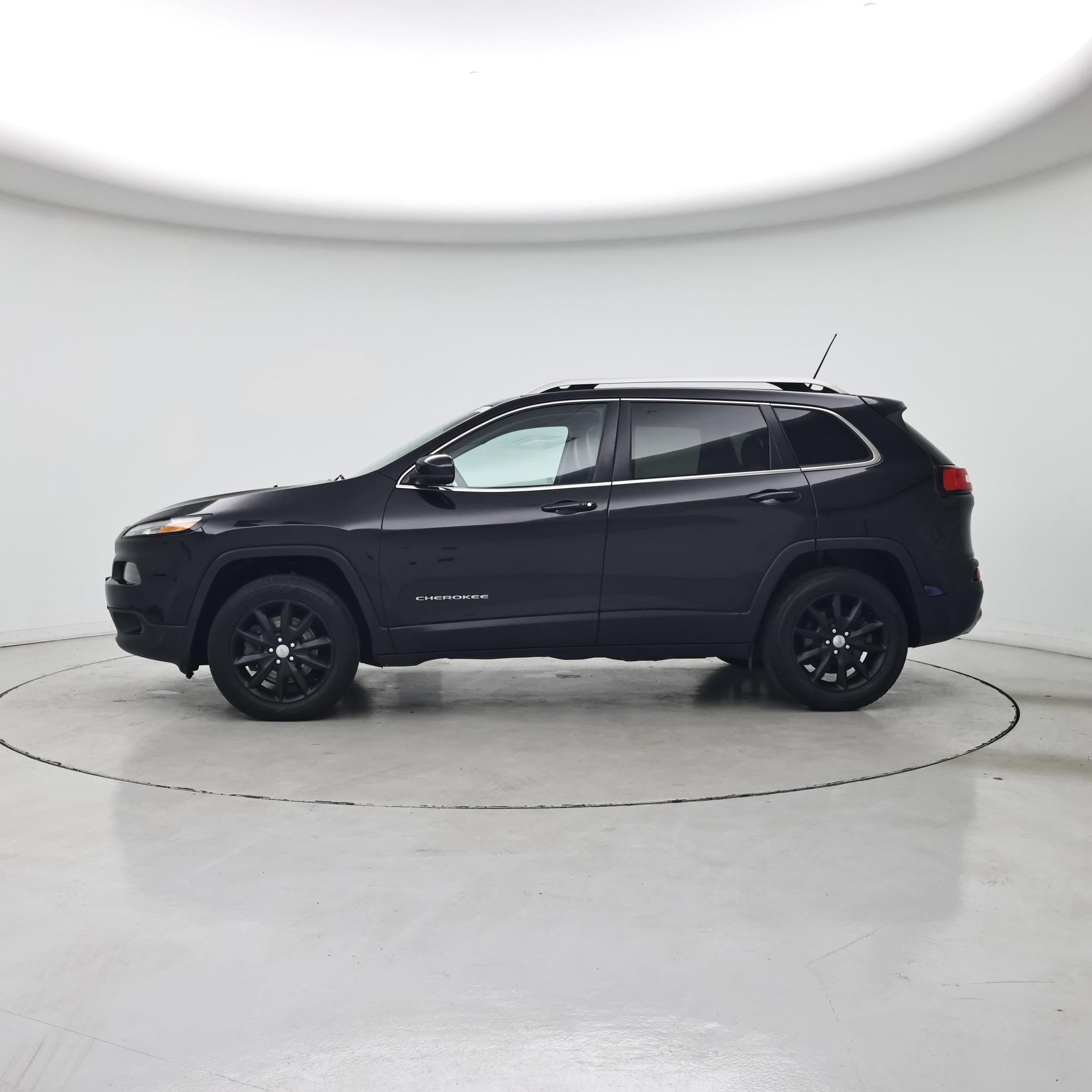 Thumbnail: 2015 Jeep Cherokee - 3