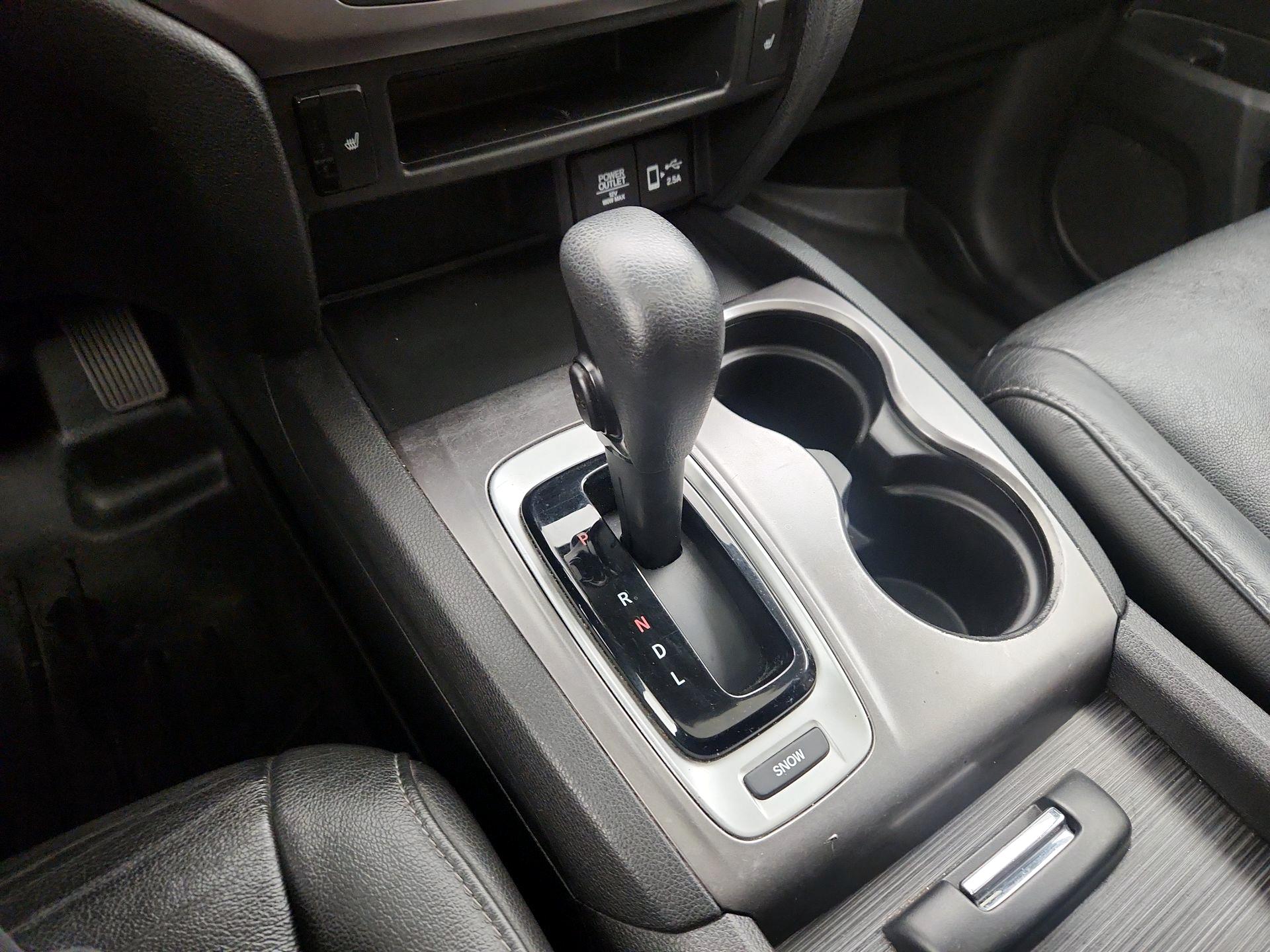 Thumbnail: 2019 Honda Pilot - 15