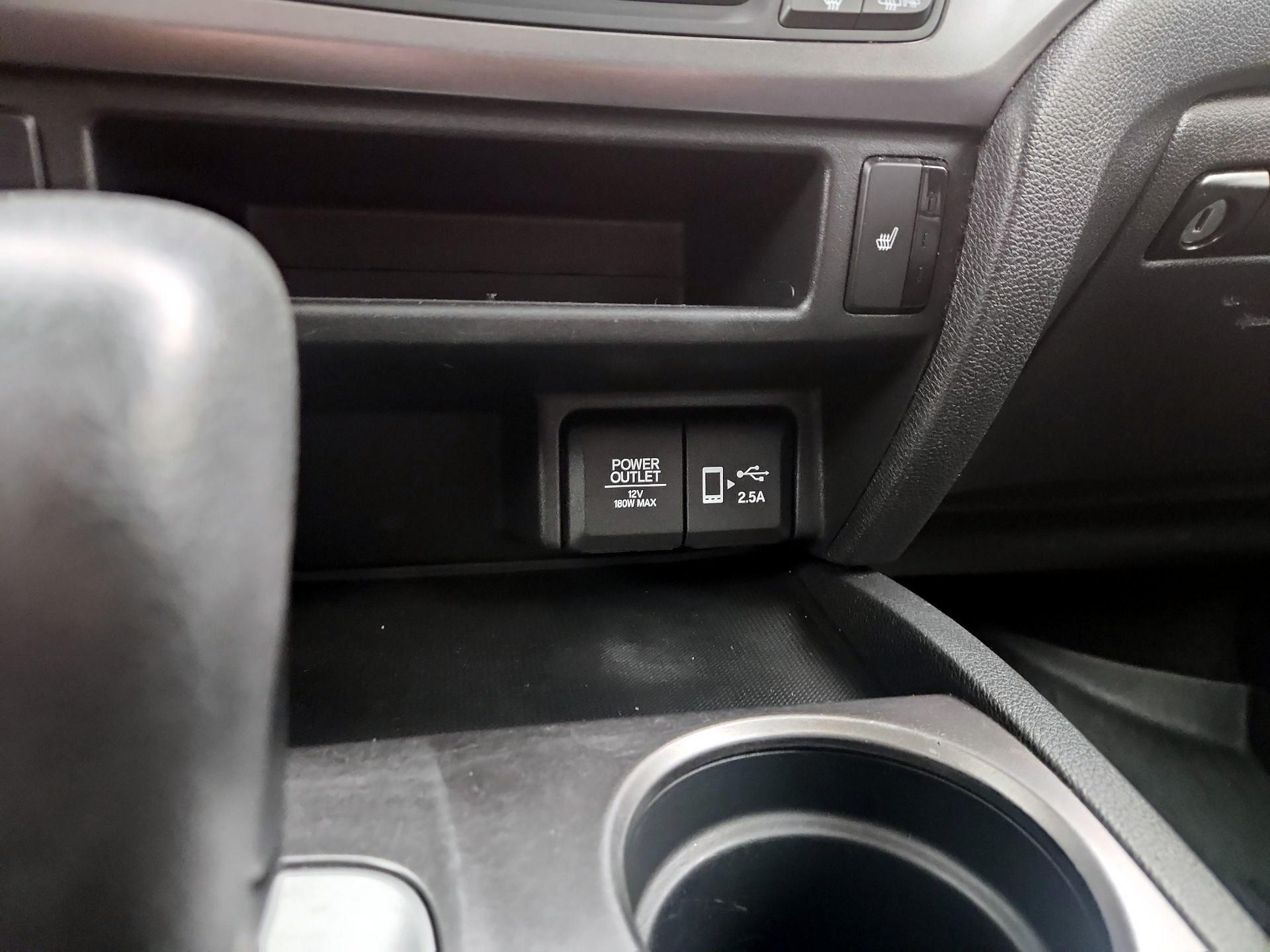 Thumbnail: 2019 Honda Pilot - 16