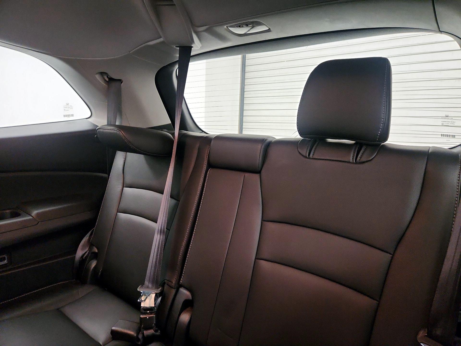 Thumbnail: 2019 Honda Pilot - 19