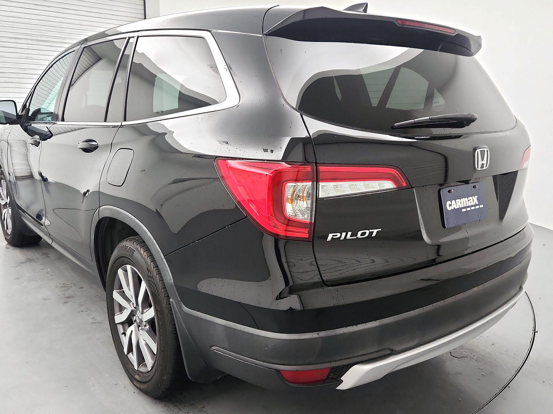 Thumbnail: 2019 Honda Pilot - 7