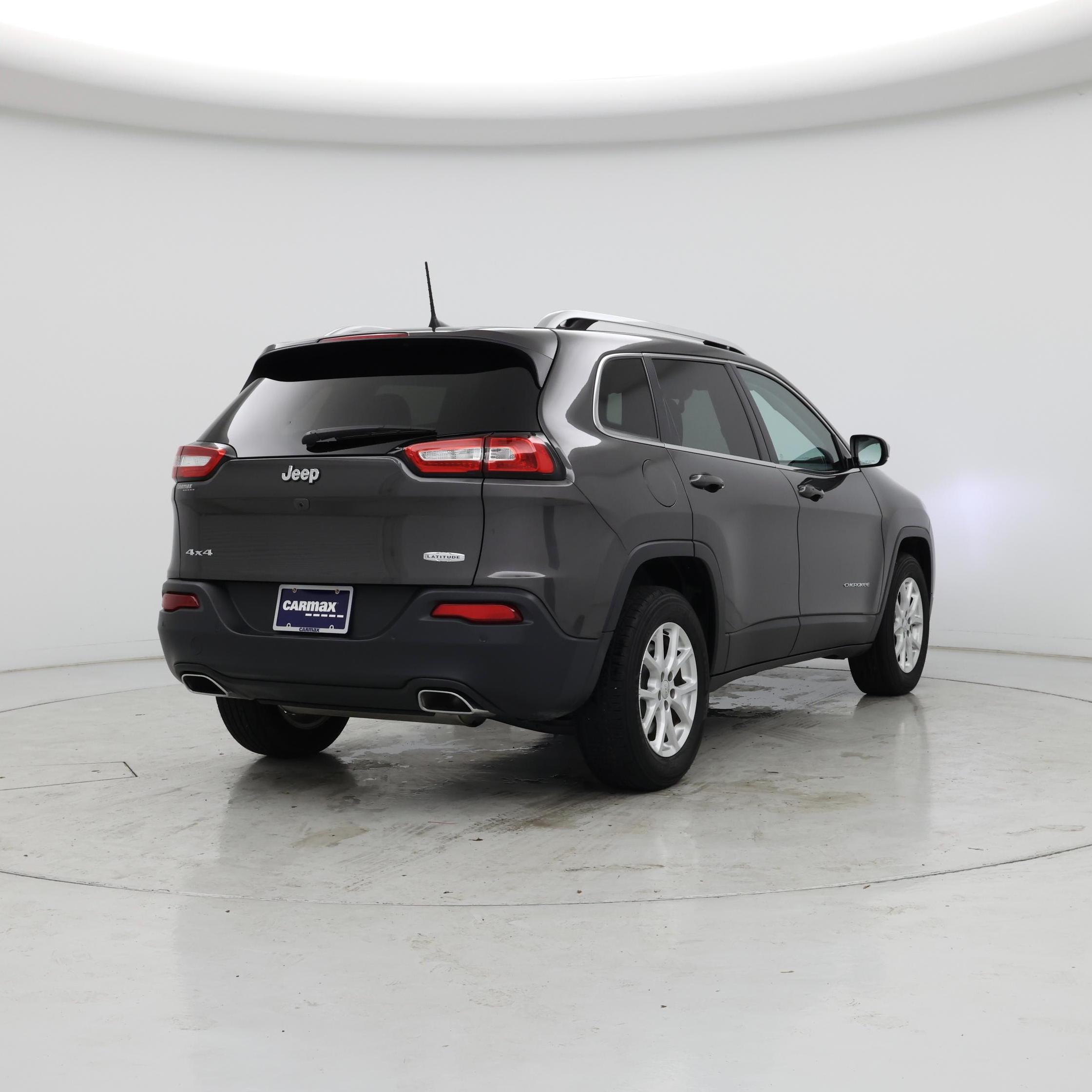 Thumbnail: 2018 Jeep Cherokee - 8