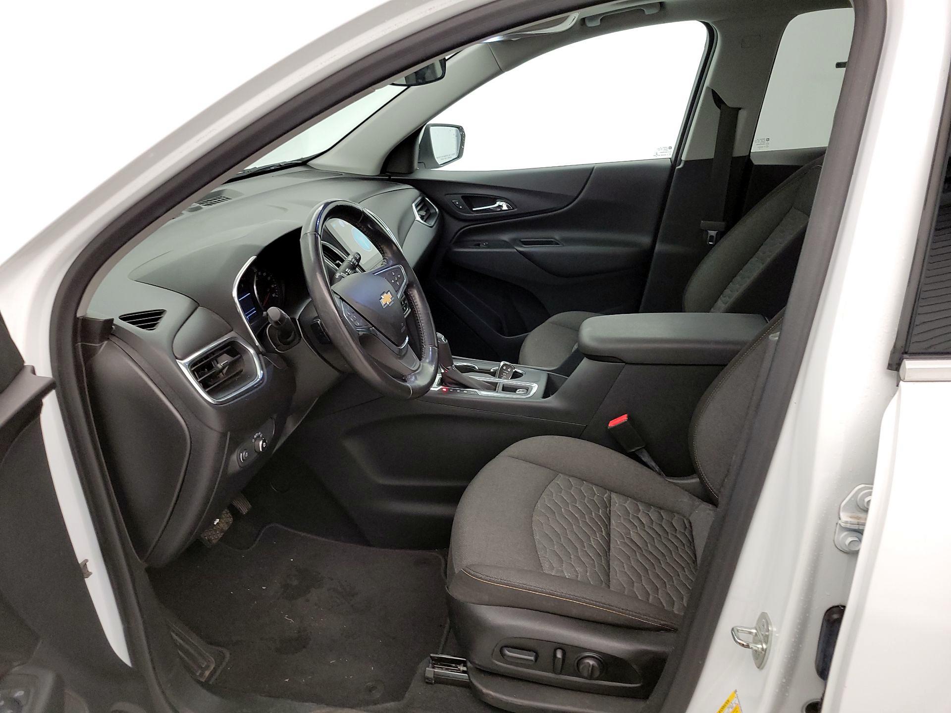 Thumbnail: 2018 Chevrolet Equinox - 11