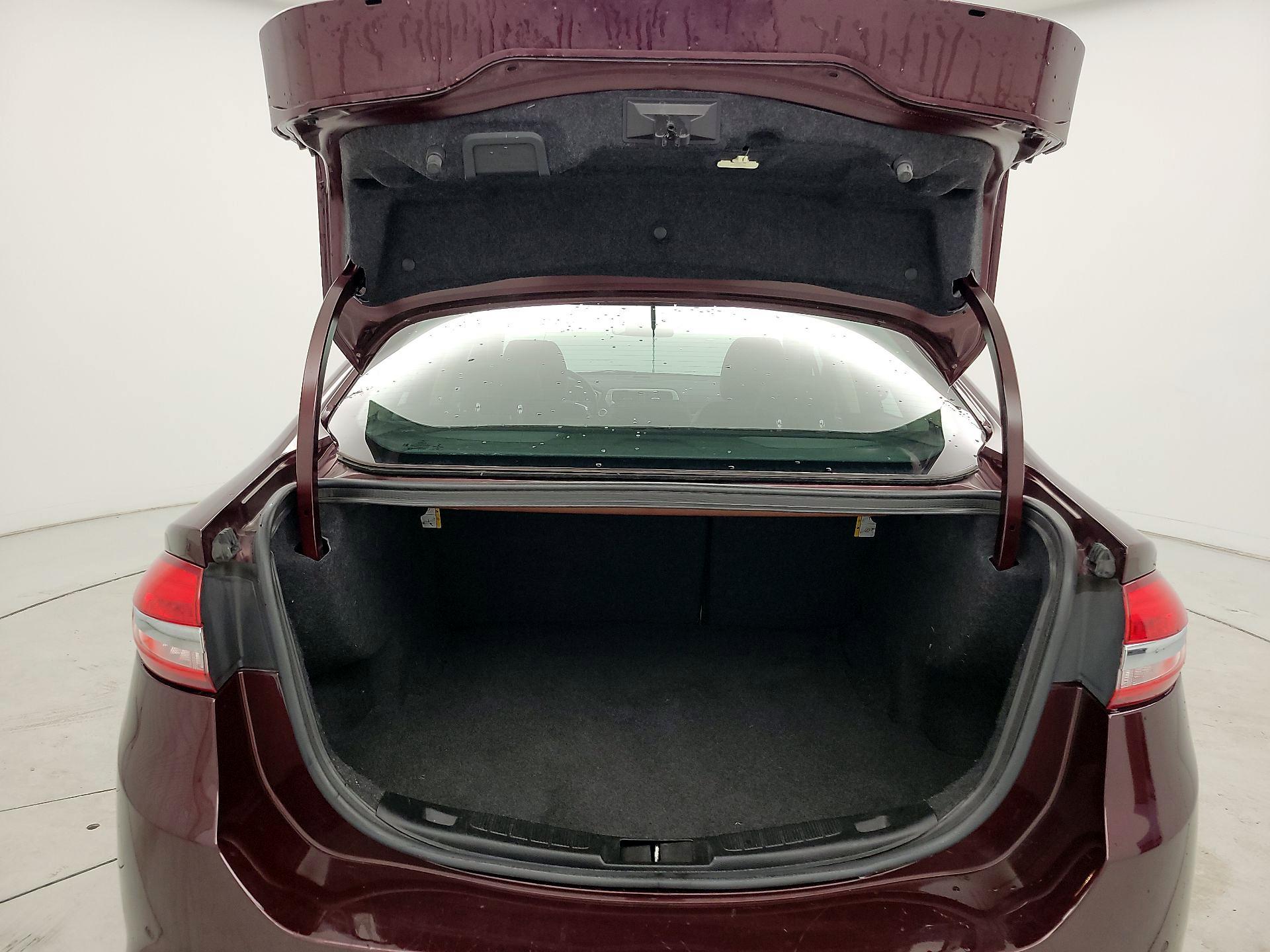 Thumbnail: 2017 Ford Fusion - 20