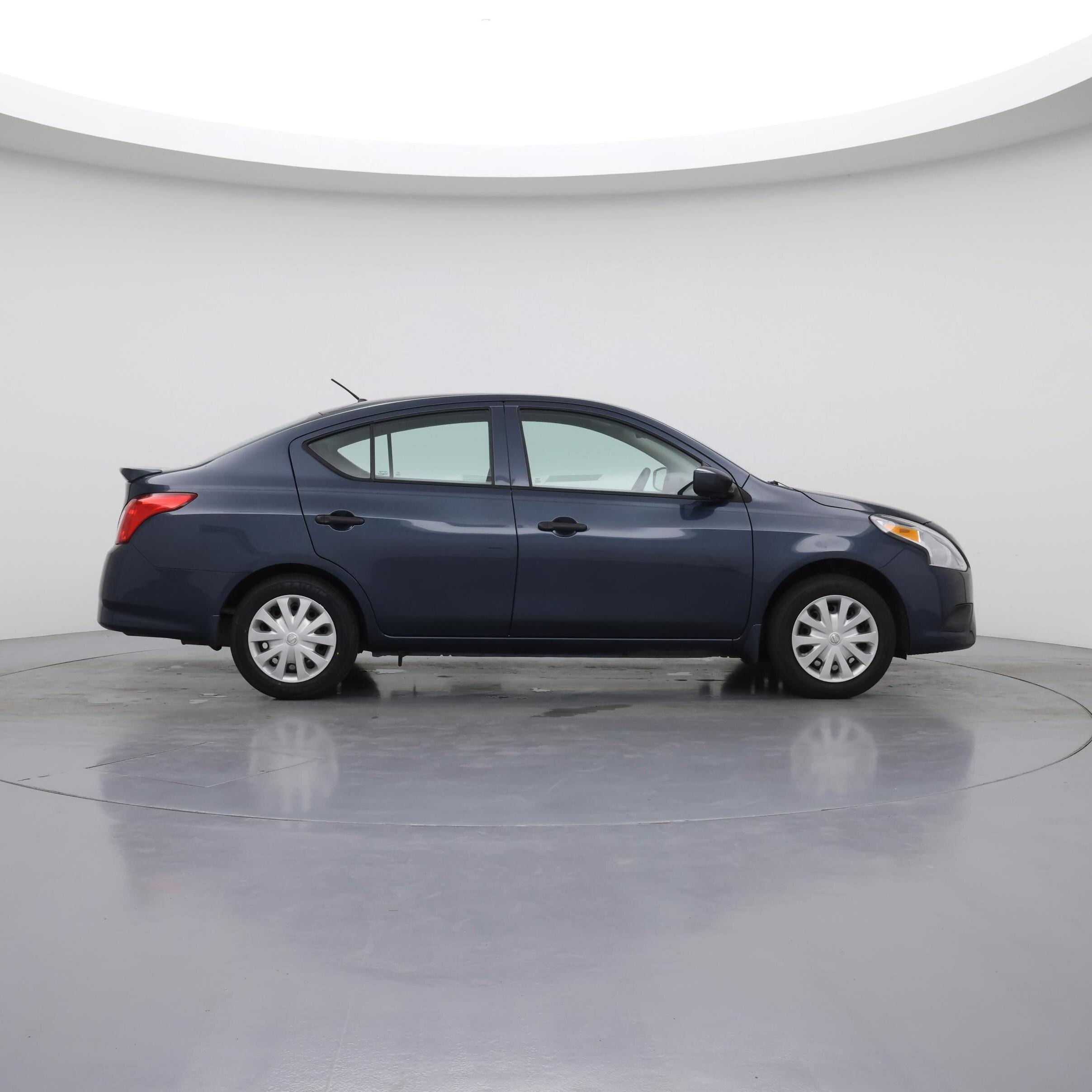 Thumbnail: 2016 Nissan Versa - 7