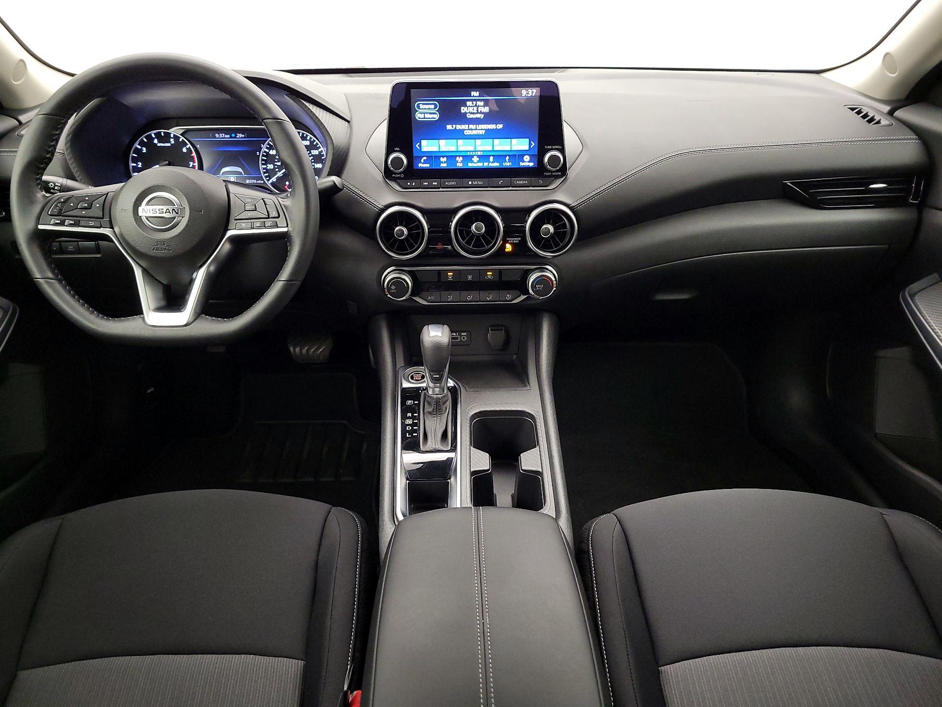 Thumbnail: 2022 Nissan Sentra - 9