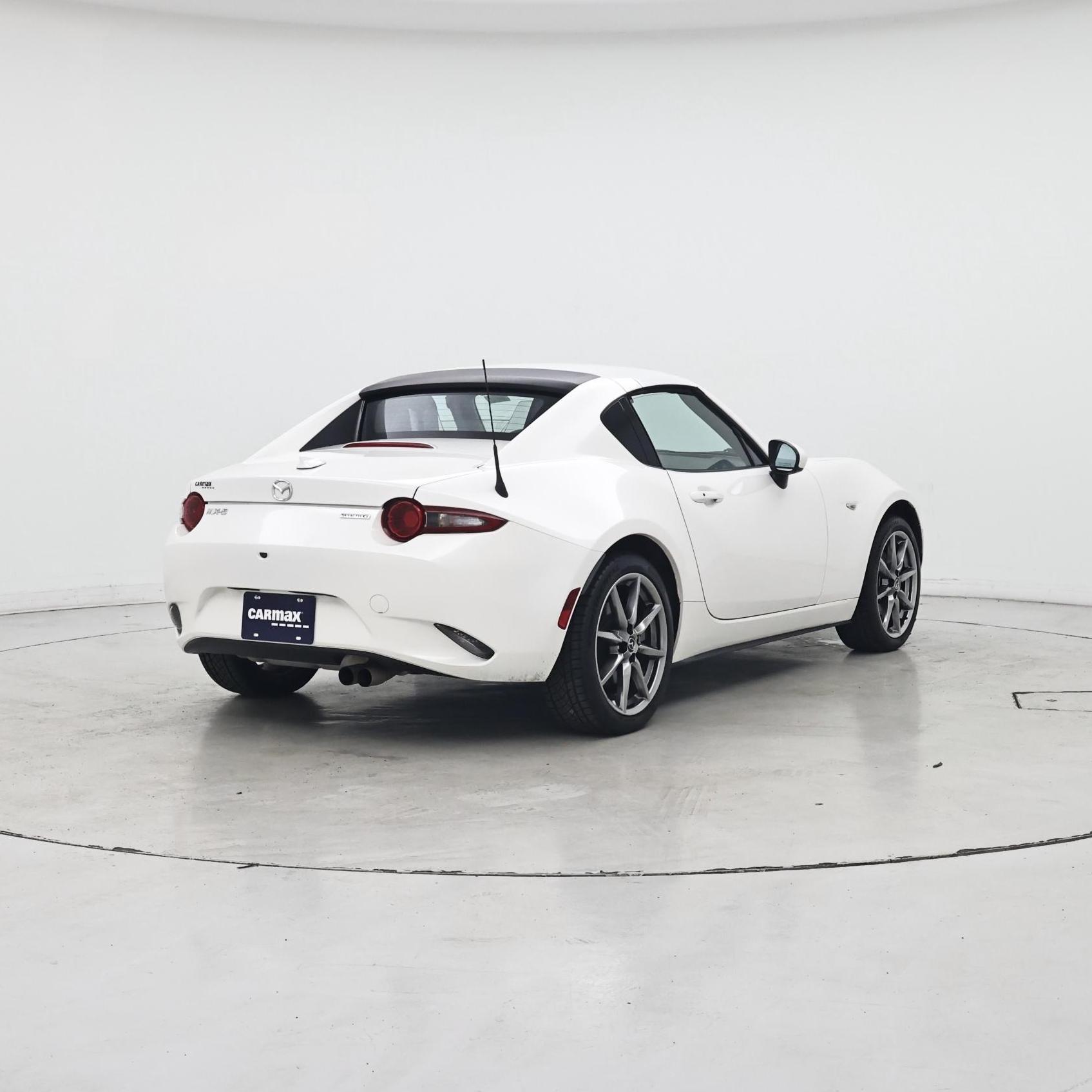 Thumbnail: 2023 Mazda MX-5 Miata - 8