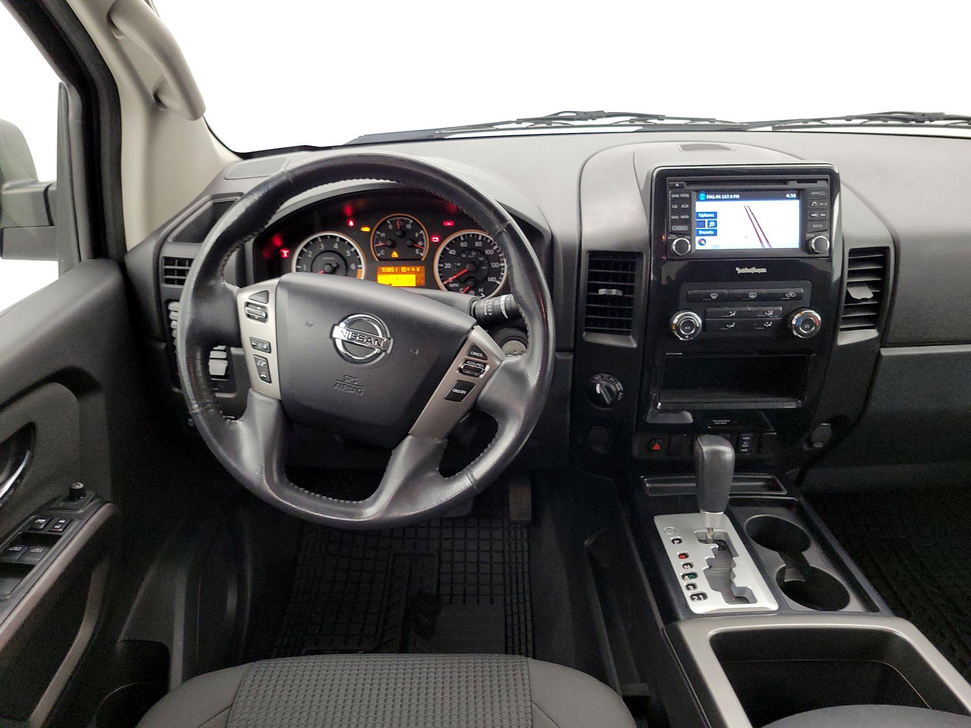 Thumbnail: 2015 Nissan Titan - 10