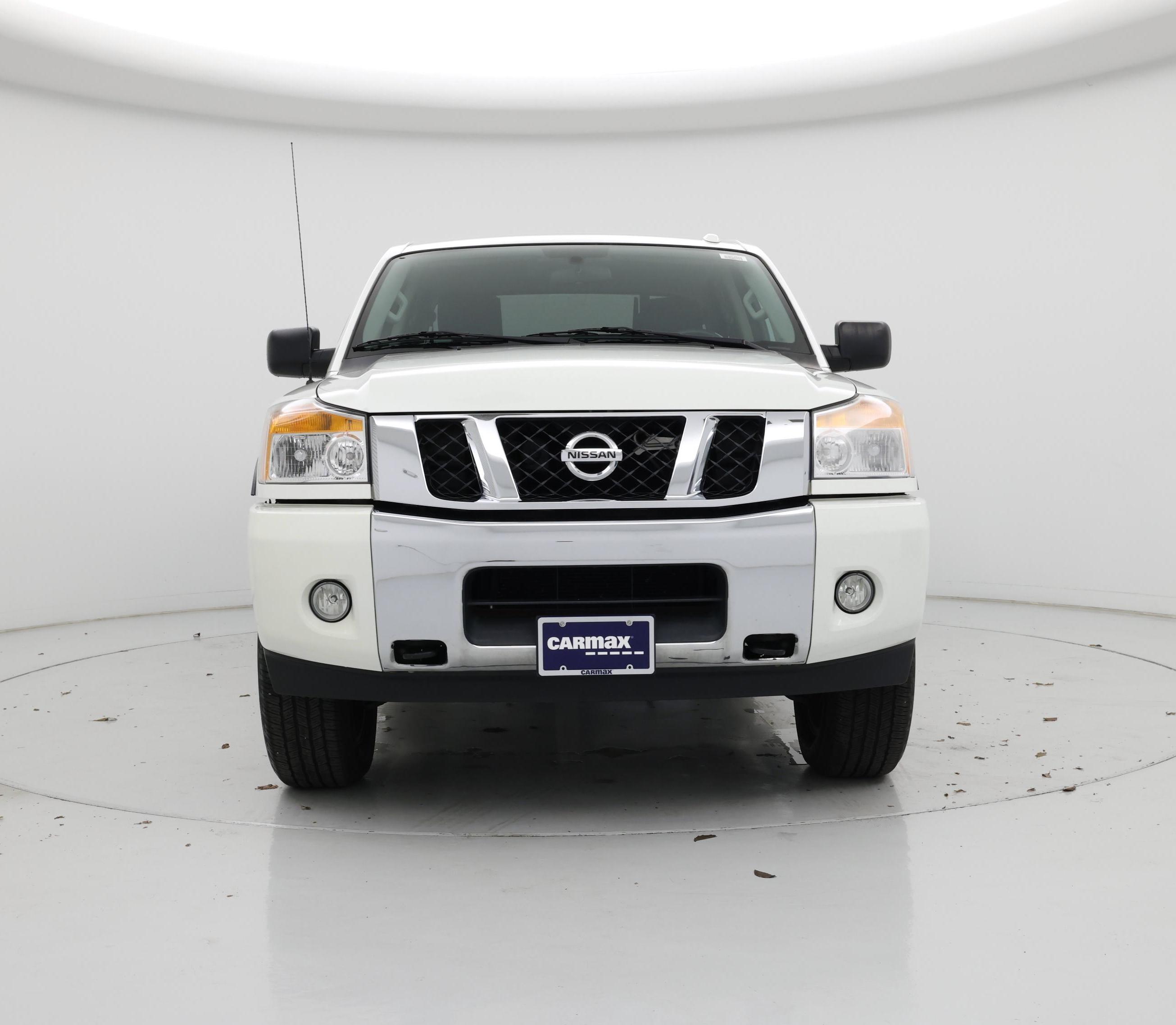 Thumbnail: 2015 Nissan Titan - 5