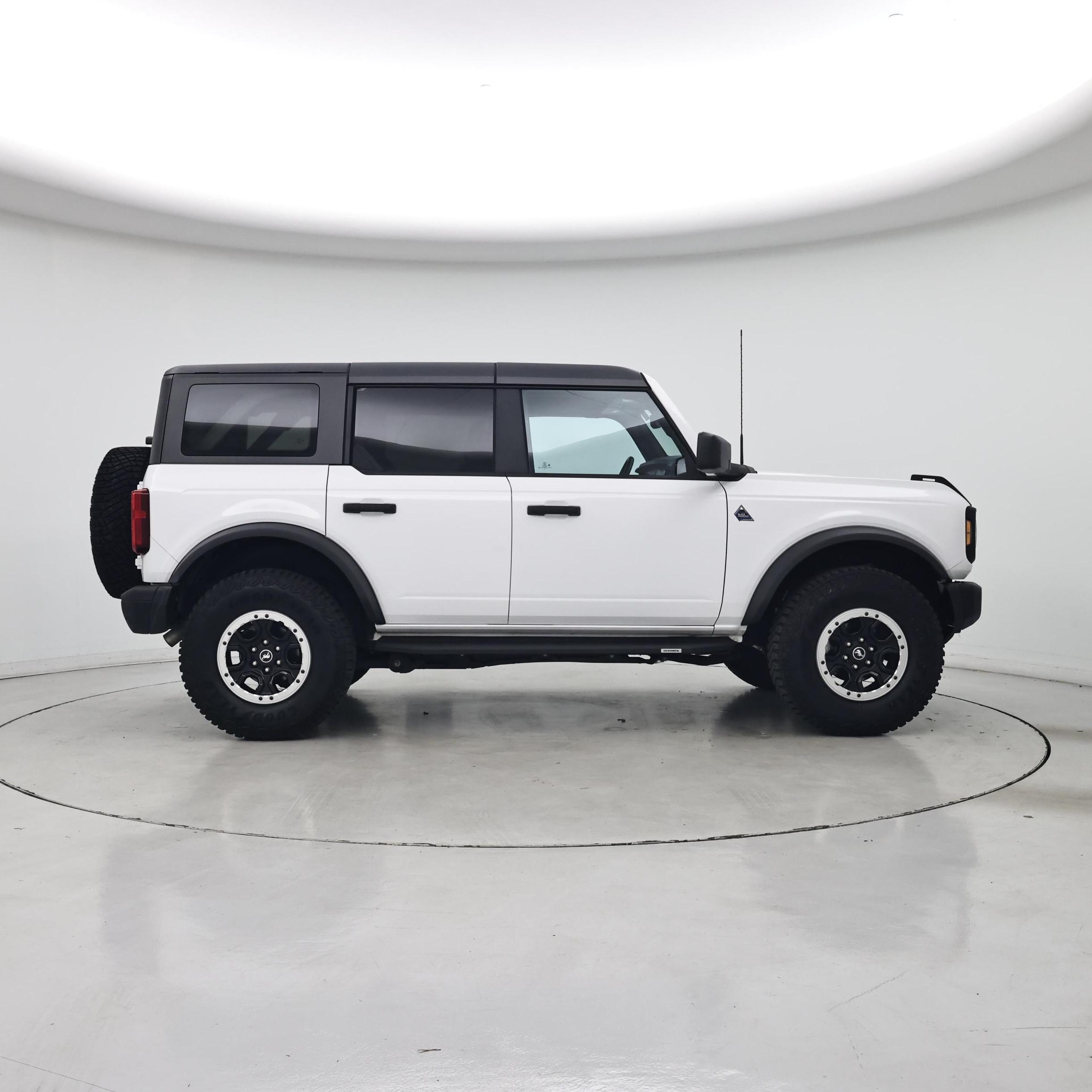 Thumbnail: 2023 Ford Bronco - 7