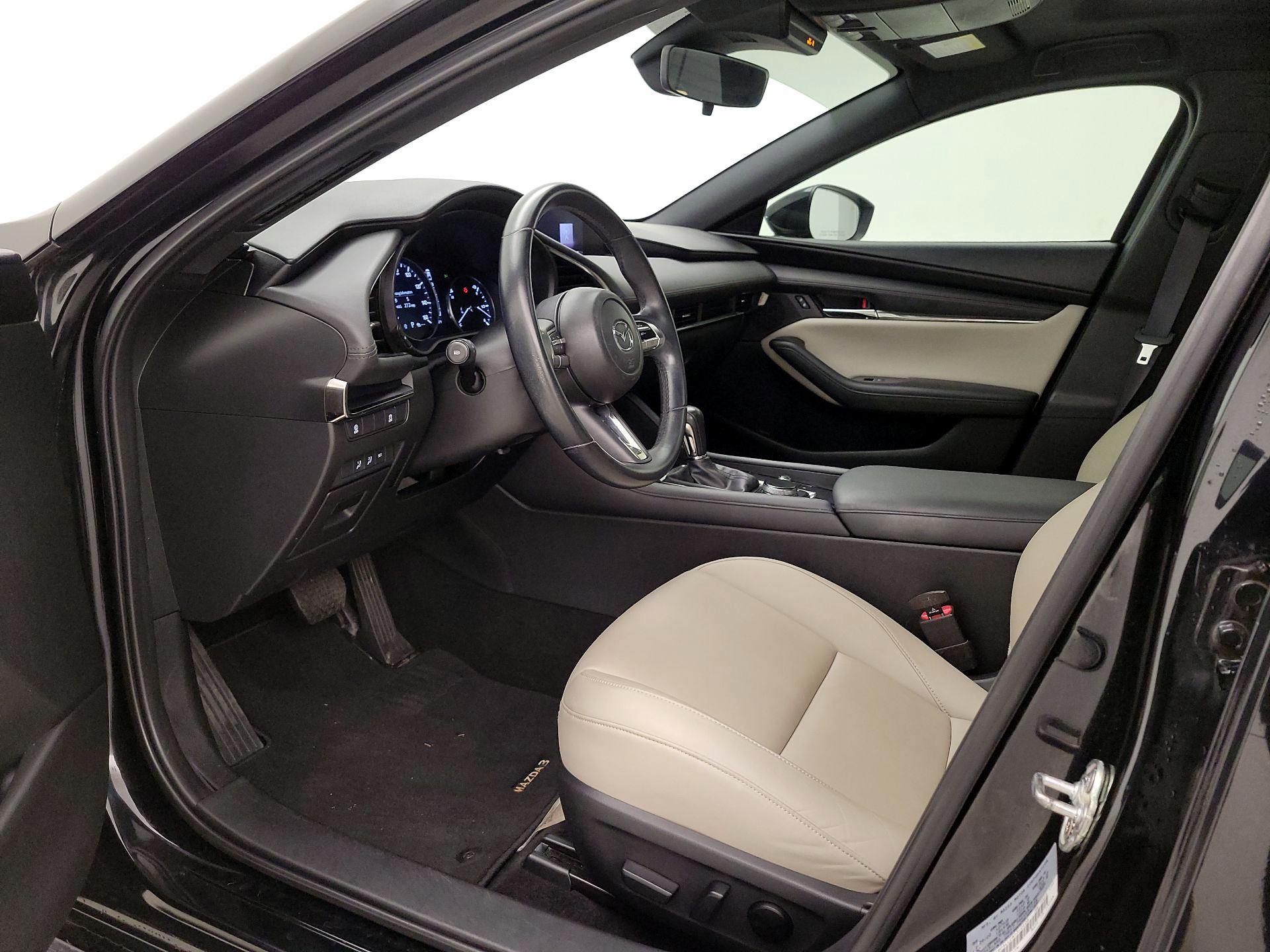 Thumbnail: 2021 Mazda Mazda3 - 11