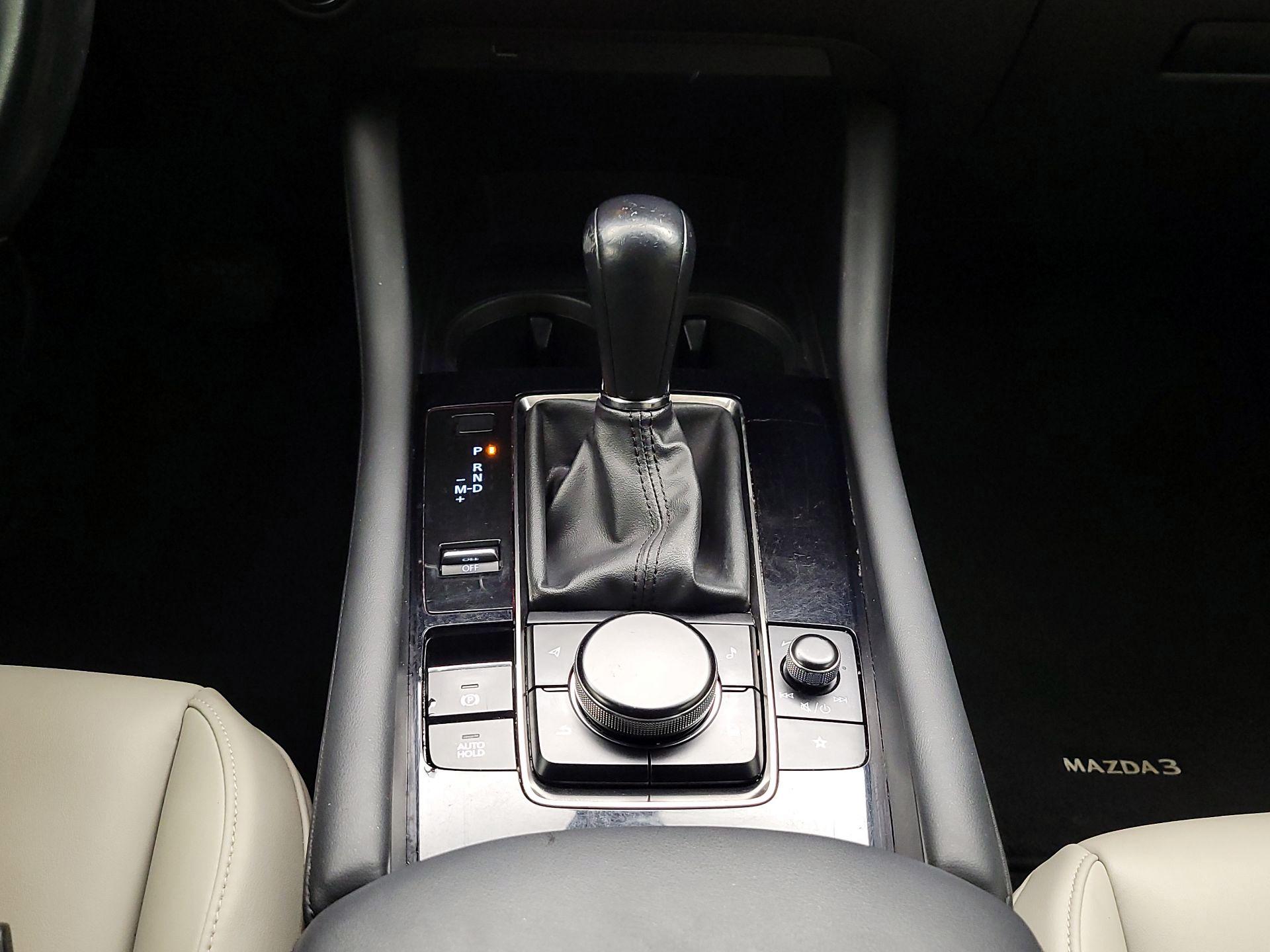 Thumbnail: 2021 Mazda Mazda3 - 18